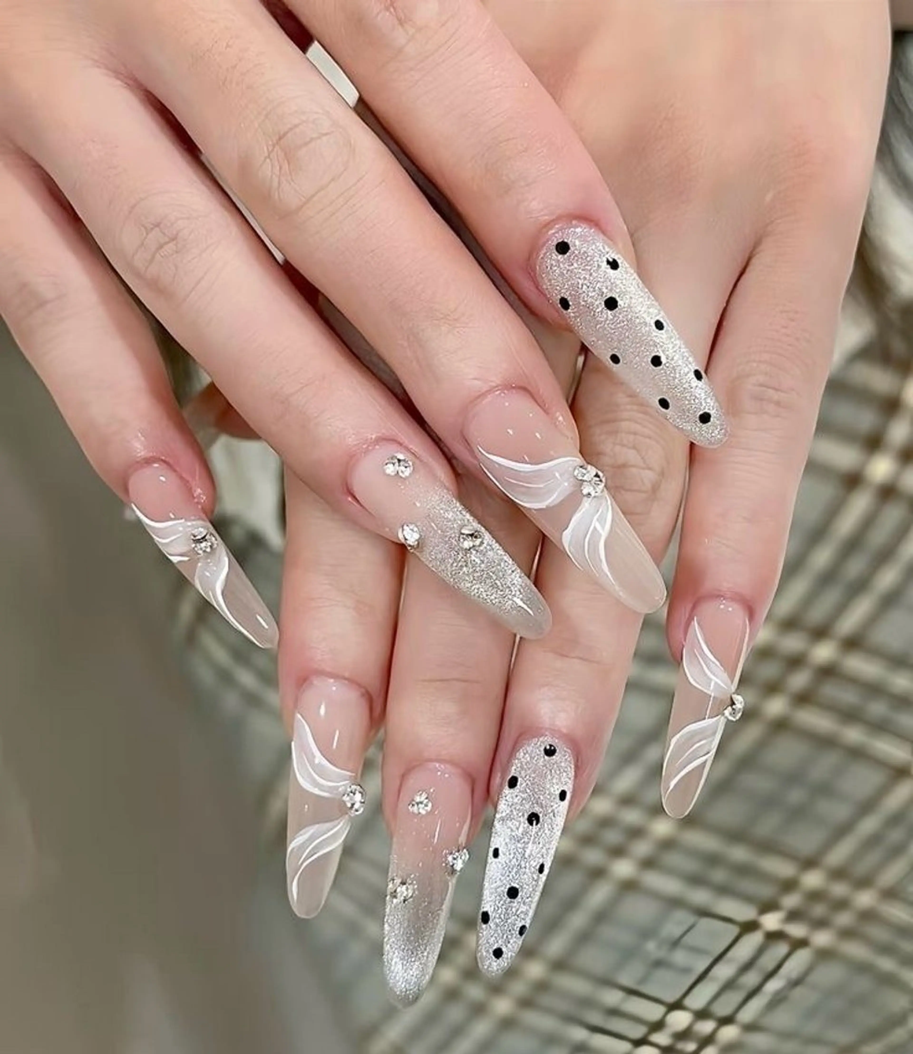 ネイル ハンドネイル ハンドケア Nova Nail Shinsaiのネイルデザイン