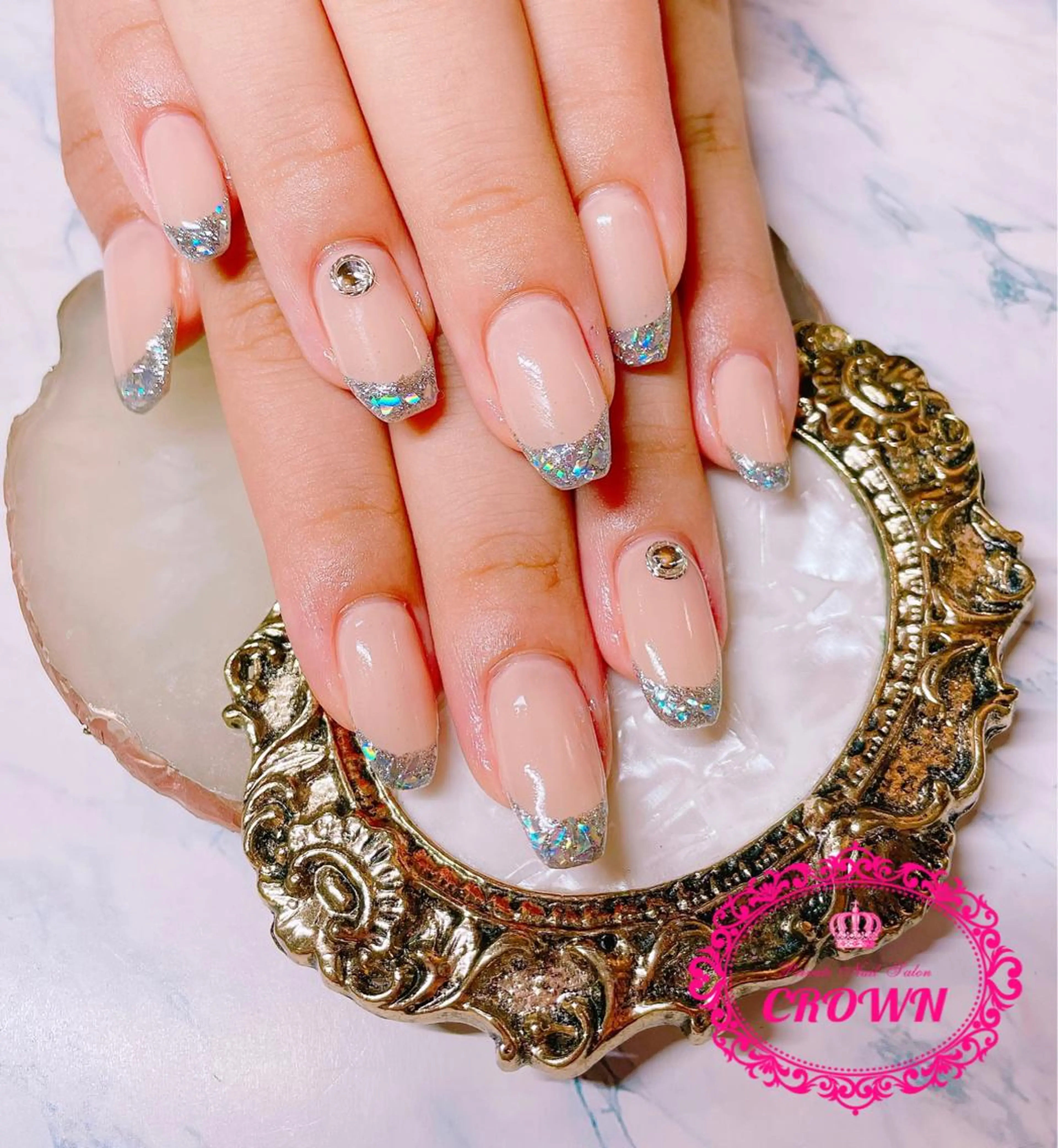 ネイル CROWN プライベートサロンのネイルデザイン