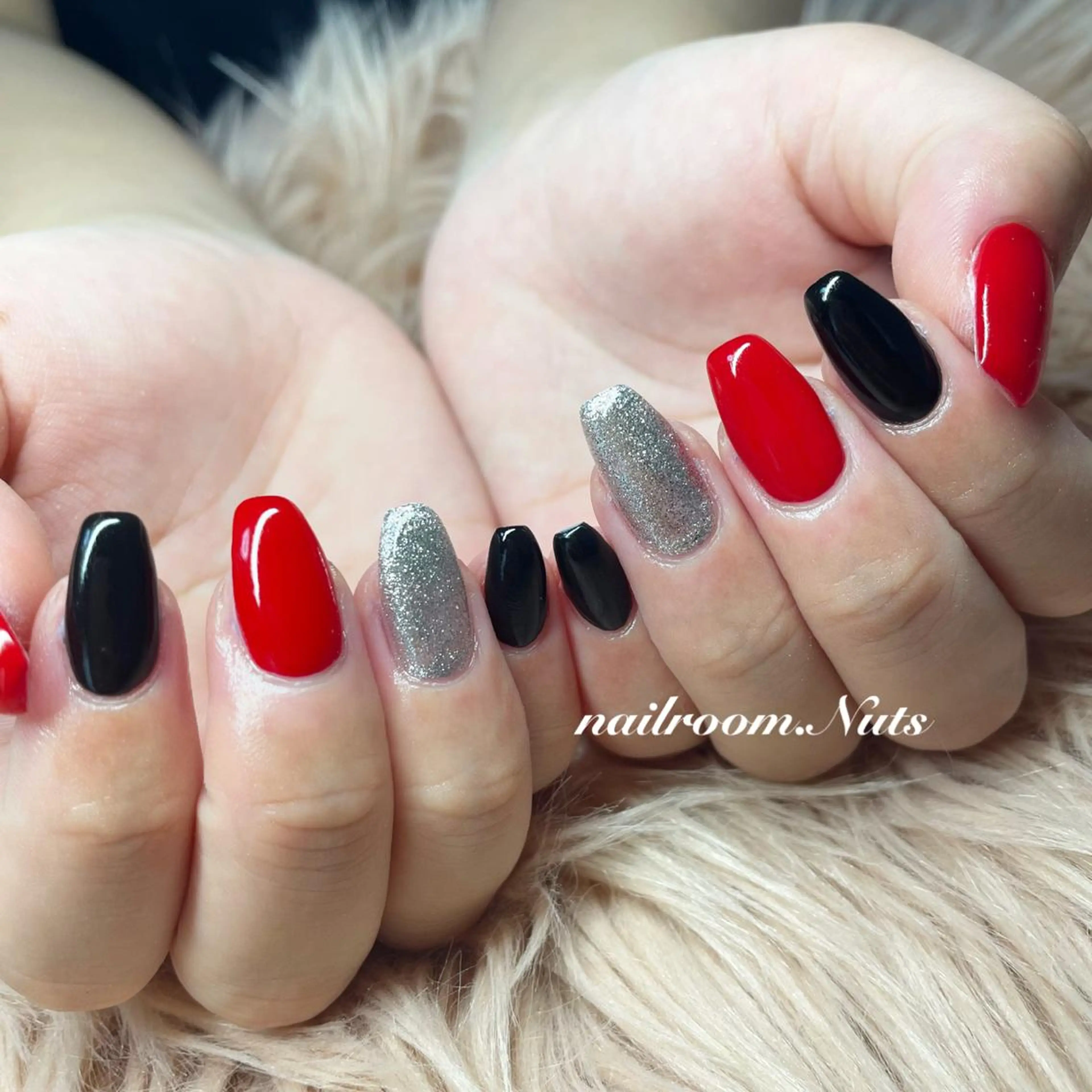 ネイル ハンドネイル nailsalon Nutsのネイルデザイン