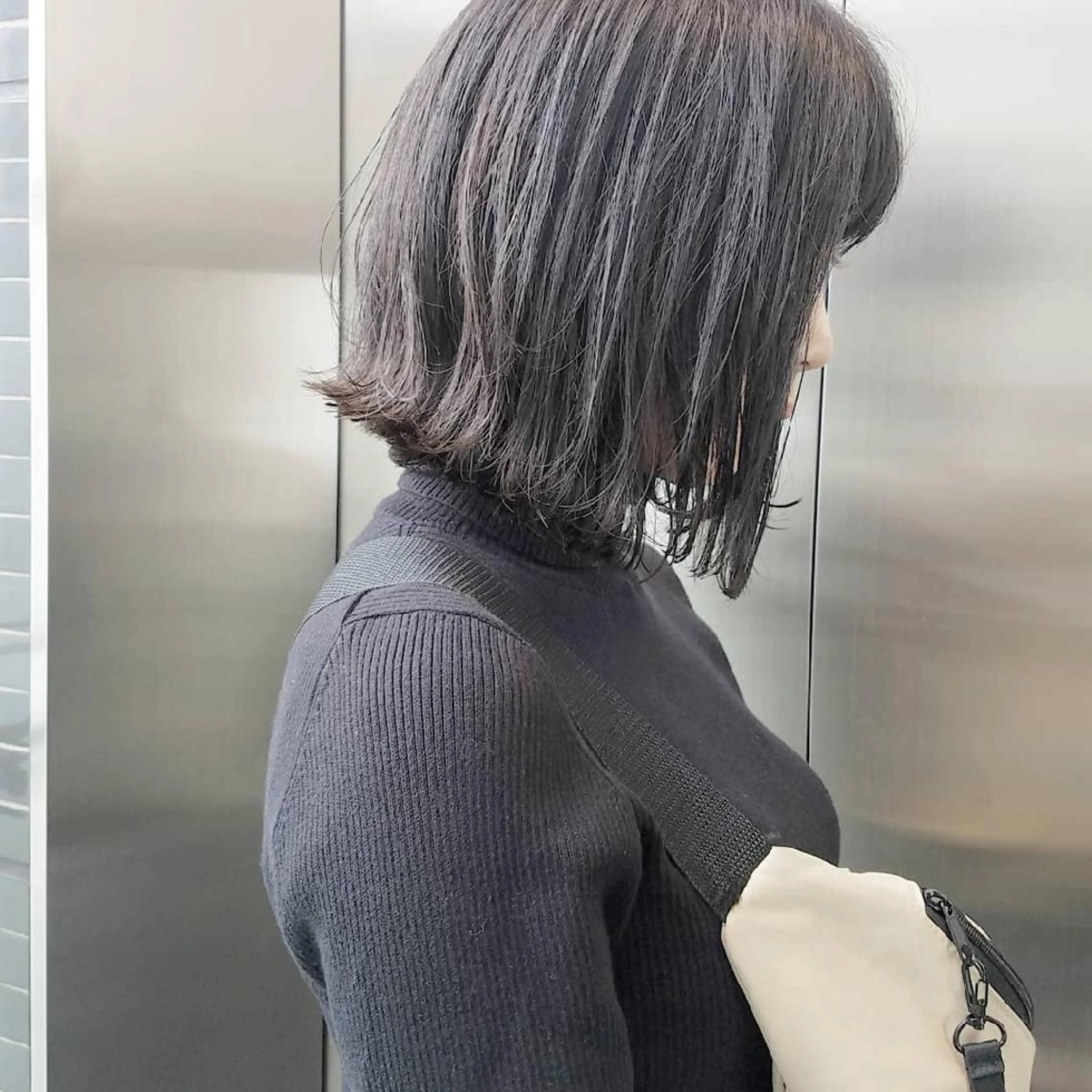 カラー ミディアム ヘアアレンジ パーマ ネイル マツエク・マツパ ボブ ショートネイル iplus✴ まつげ、眉毛、耳つぼのマツエク・マツパデザイン