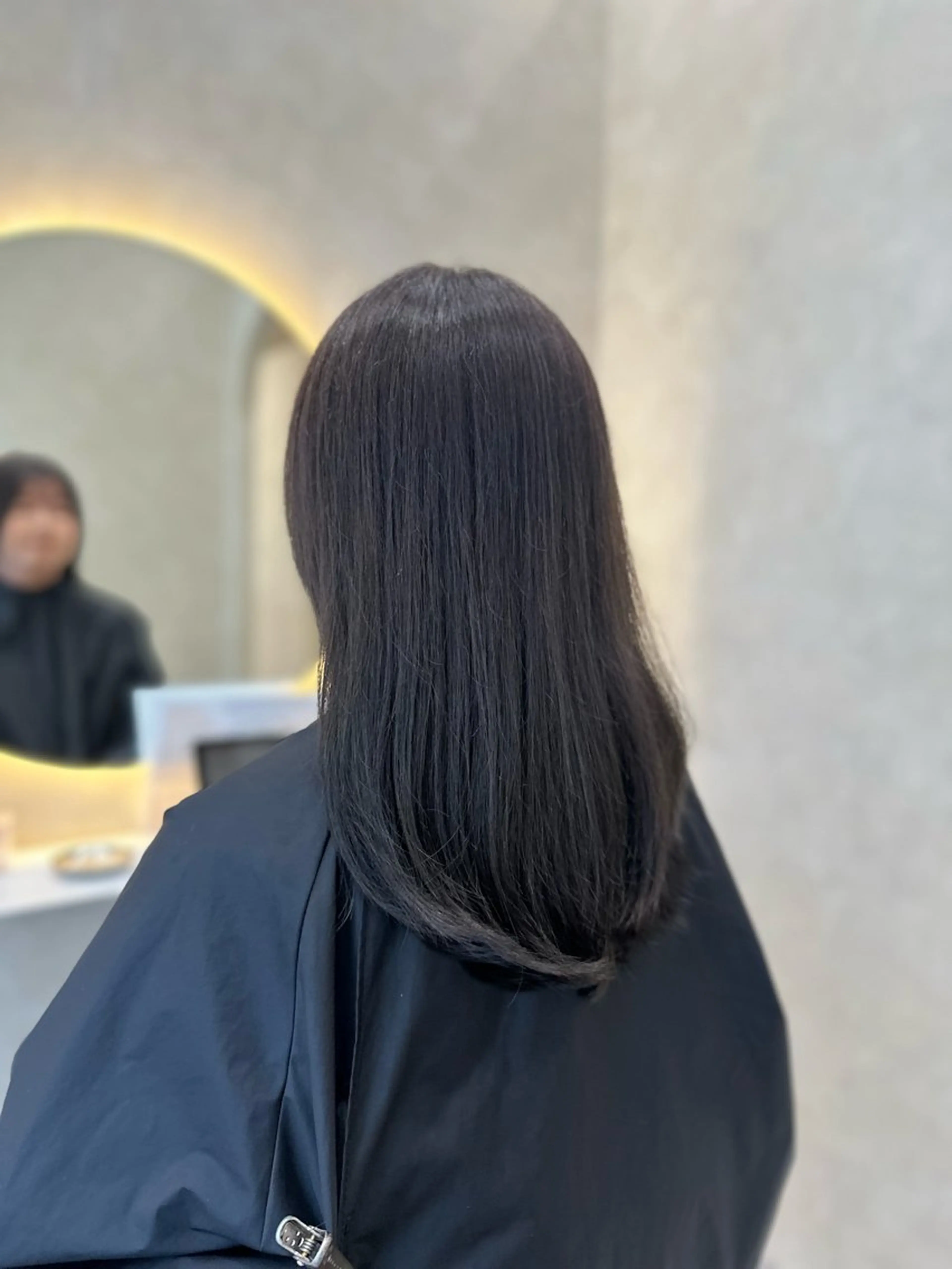 セミロング アッシュ カット ヘアカラー トリートメント 松浦 永里のヘアスタイル