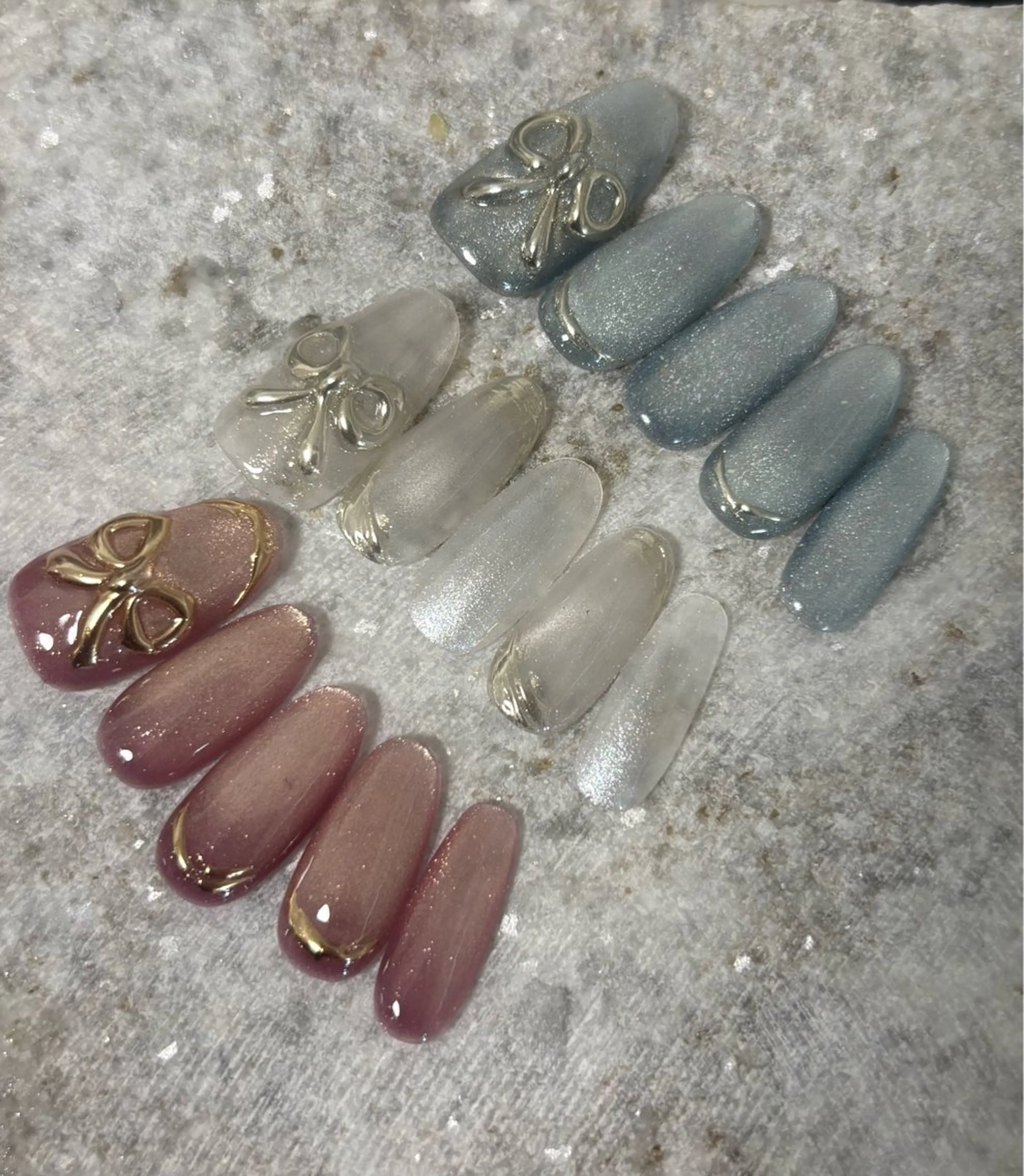 時短!ぷっくりリボンマグネットデザインネイル🎀(お好きなカラーをお選び頂けます)口コミ投稿でジェルオフ、ケア無料👼の写真