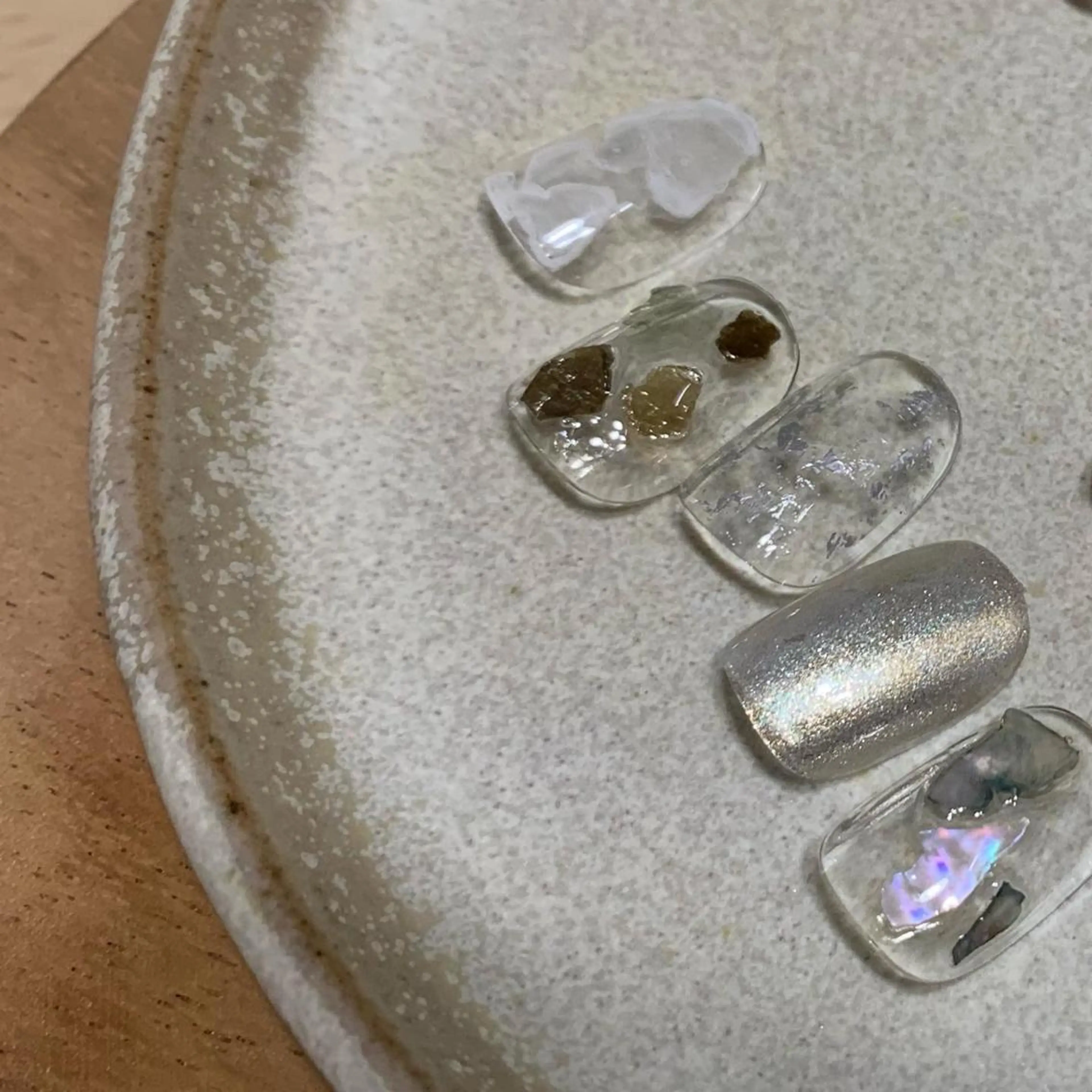 ネイル アートネイル オーロラネイル クリアネイル フットネイル フレンチネイル ハンドネイル アトリエ １０３のネイルデザイン