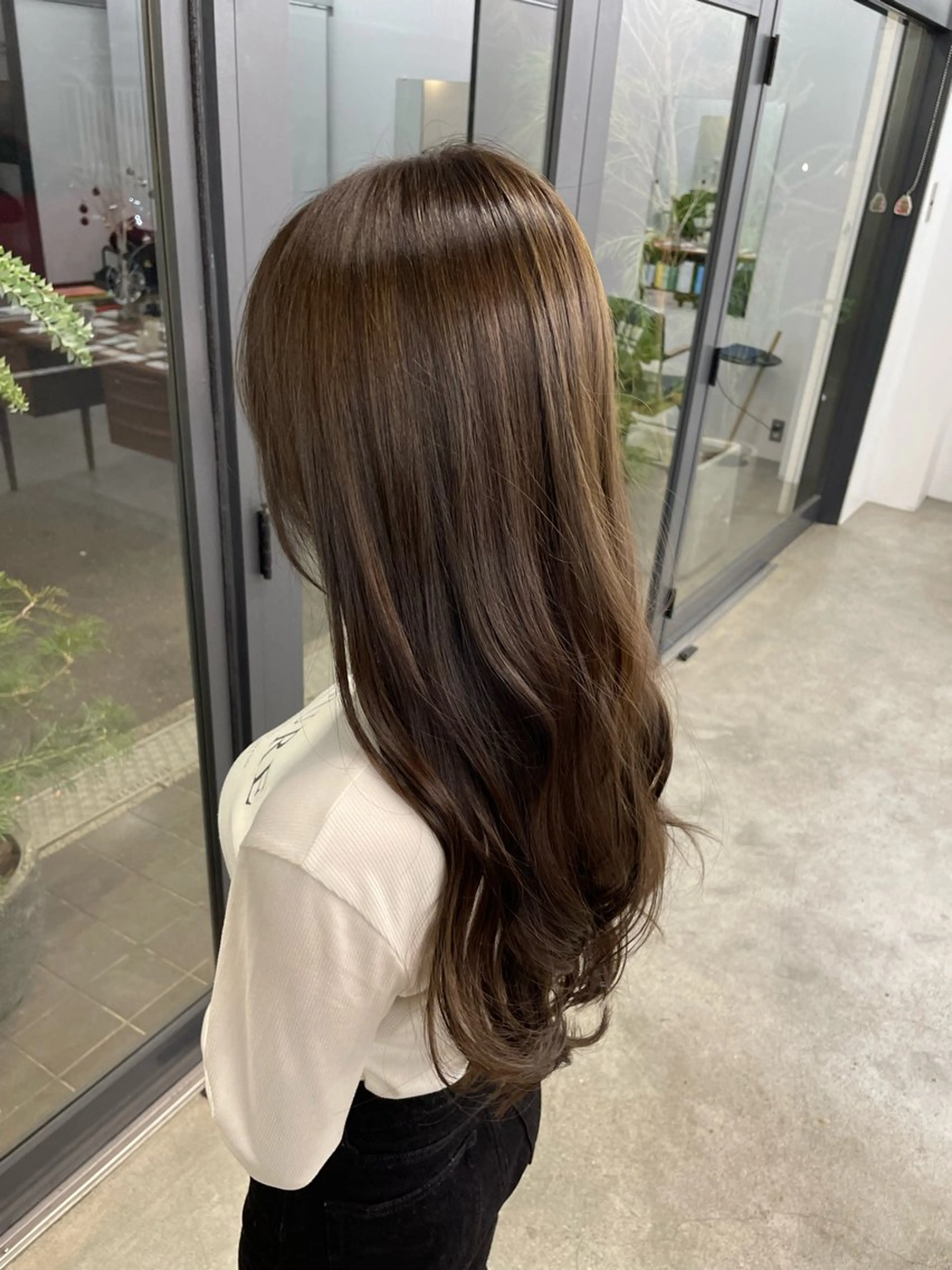 ロング カラー ブラウンカラー 透明感カラー ハイライトカラー ハイライト 【お洒落パーマ】 Elme　肥塚康汰郎のヘアスタイル