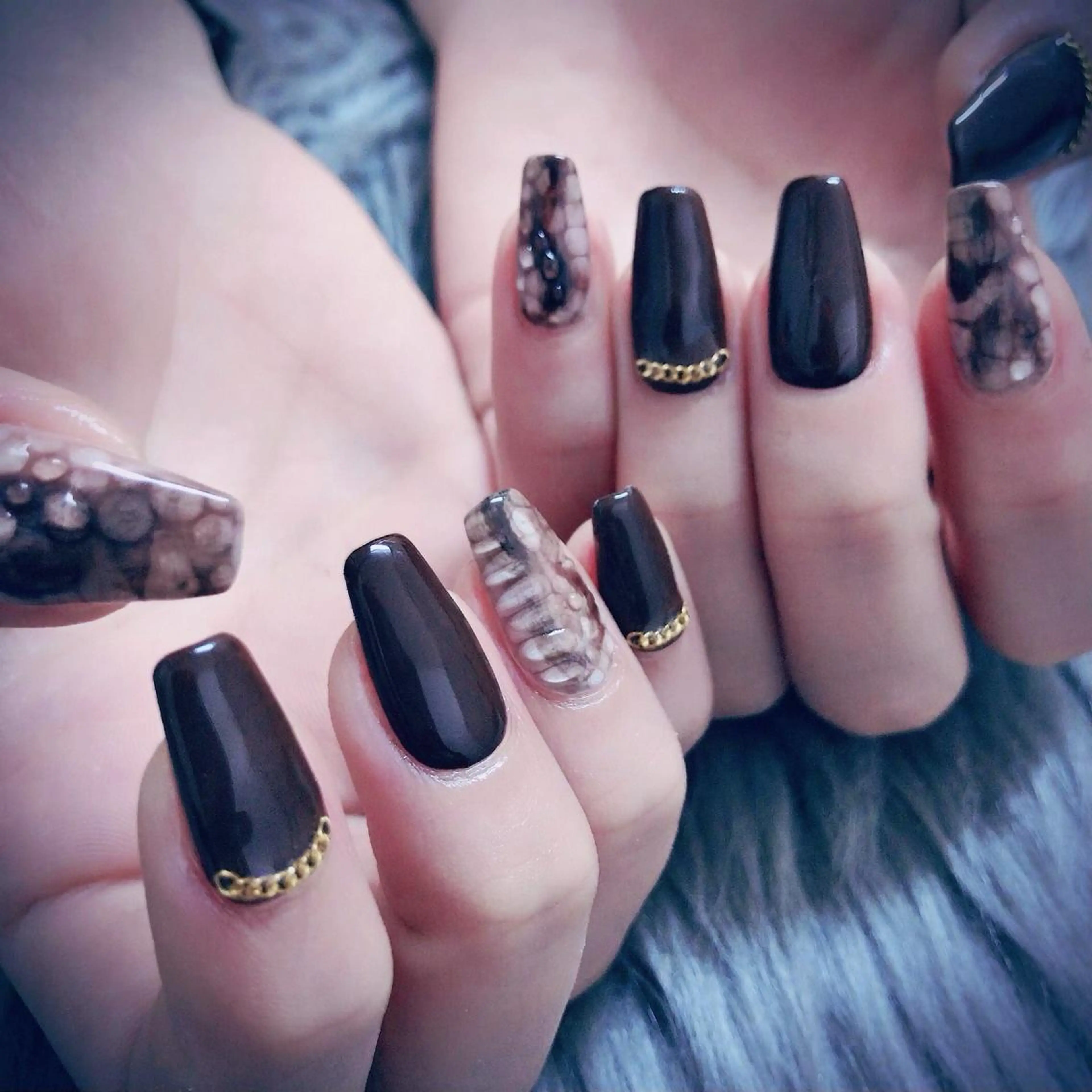 ネイル NOIROUGE所属・NOI ROUGEのネイルデザイン