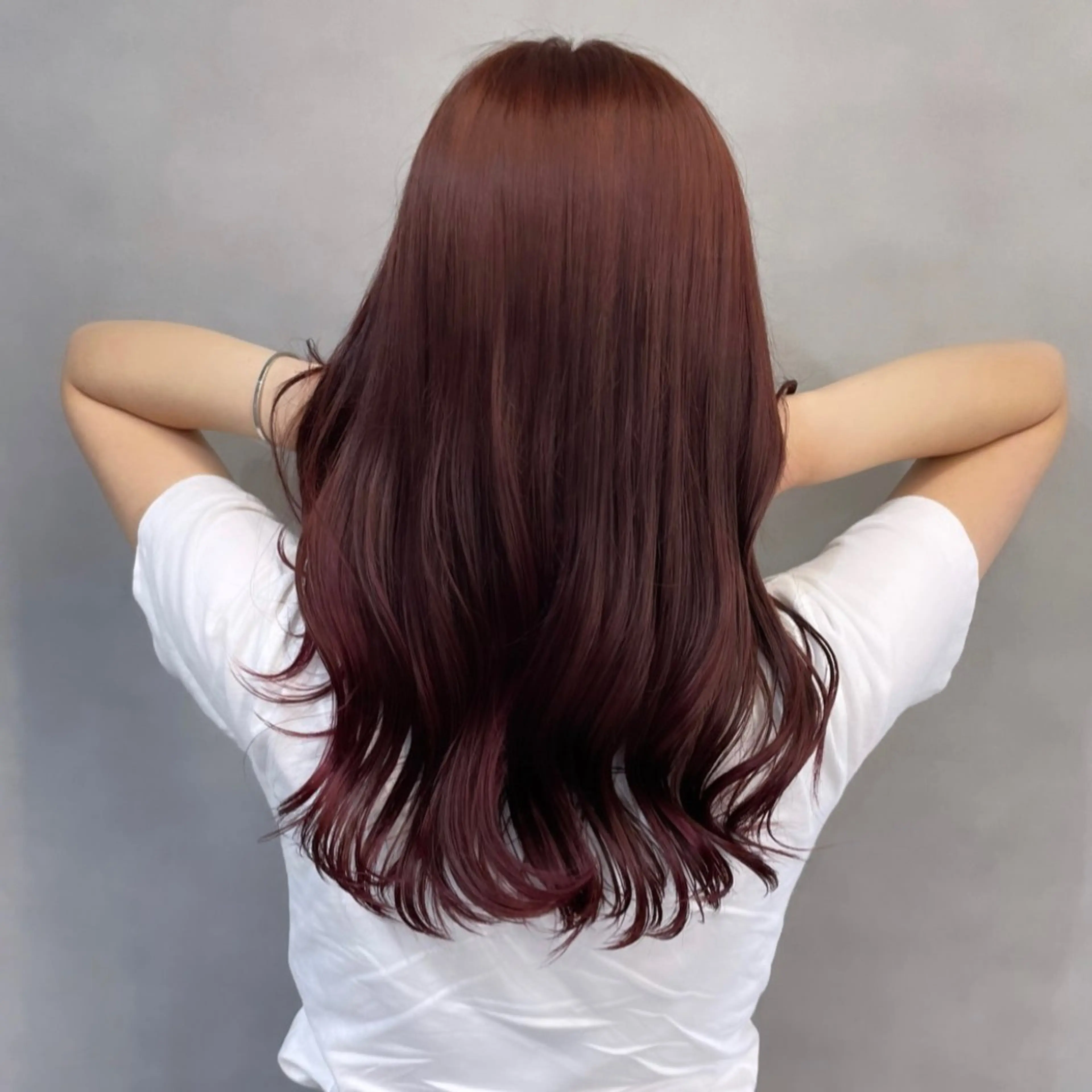 ロング カラー ブリーチ ダブルカラー ブリーチなしカラー レッドカラー ヘアカラー Rui/透明感カラー 暖色/レイヤーカットのヘアスタイル