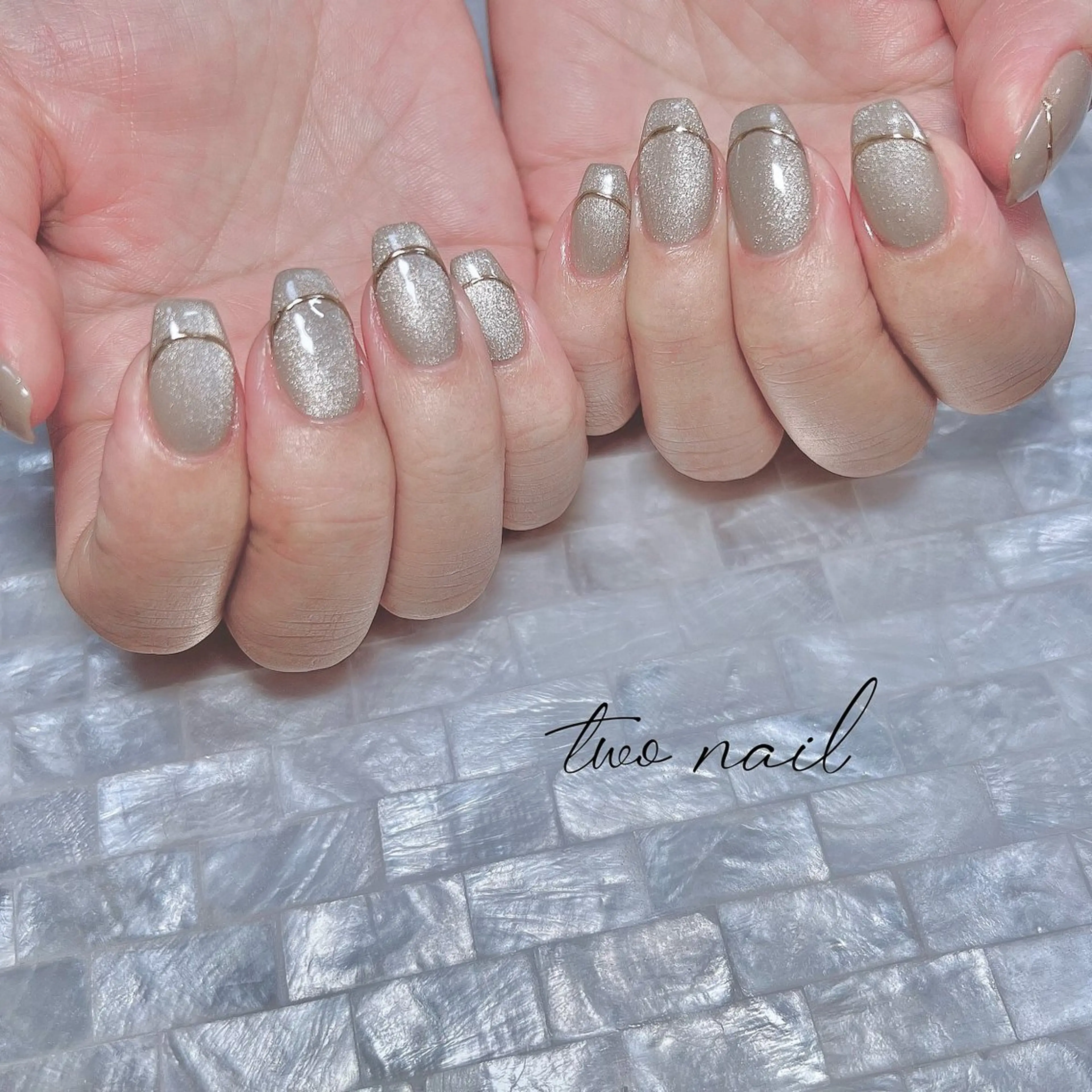 ネイル アートネイル マグネットネイル ネイルチップ ホワイト ハンドネイル two nailのネイルデザイン