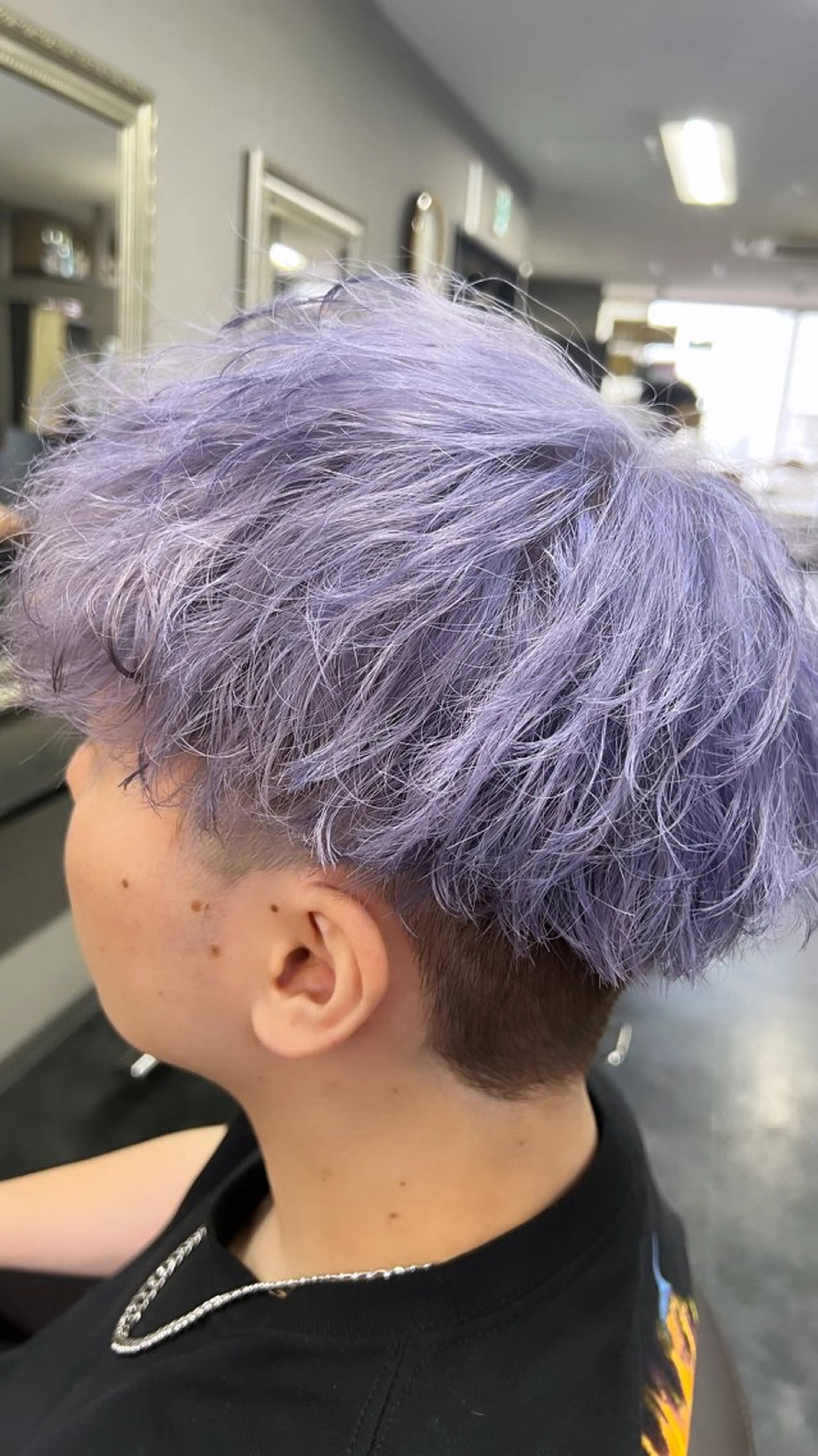 メンズカット+ブリーチカラーの写真