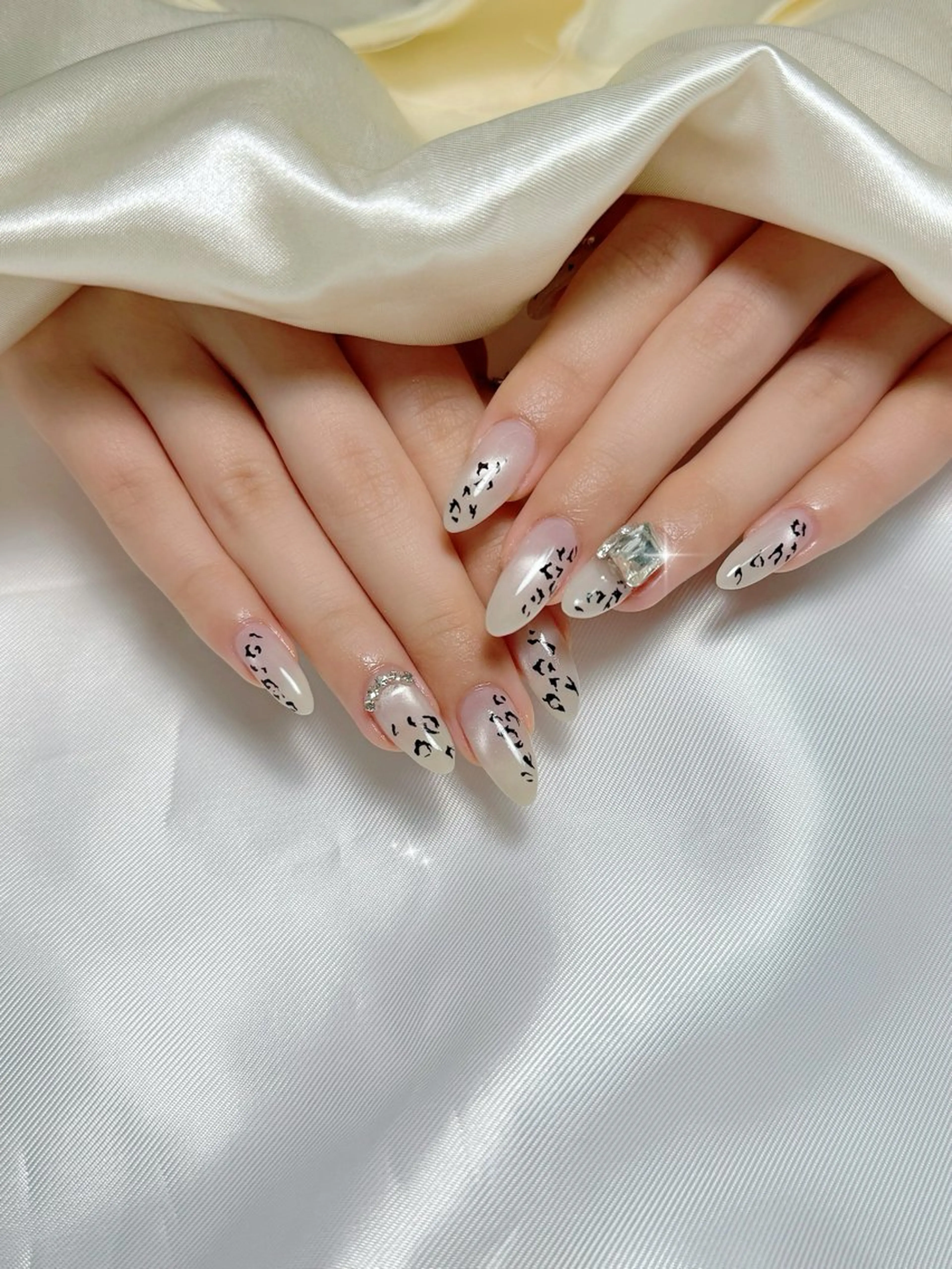 ネイル ハンドネイル miryeonail ミリョネイルのネイルデザイン