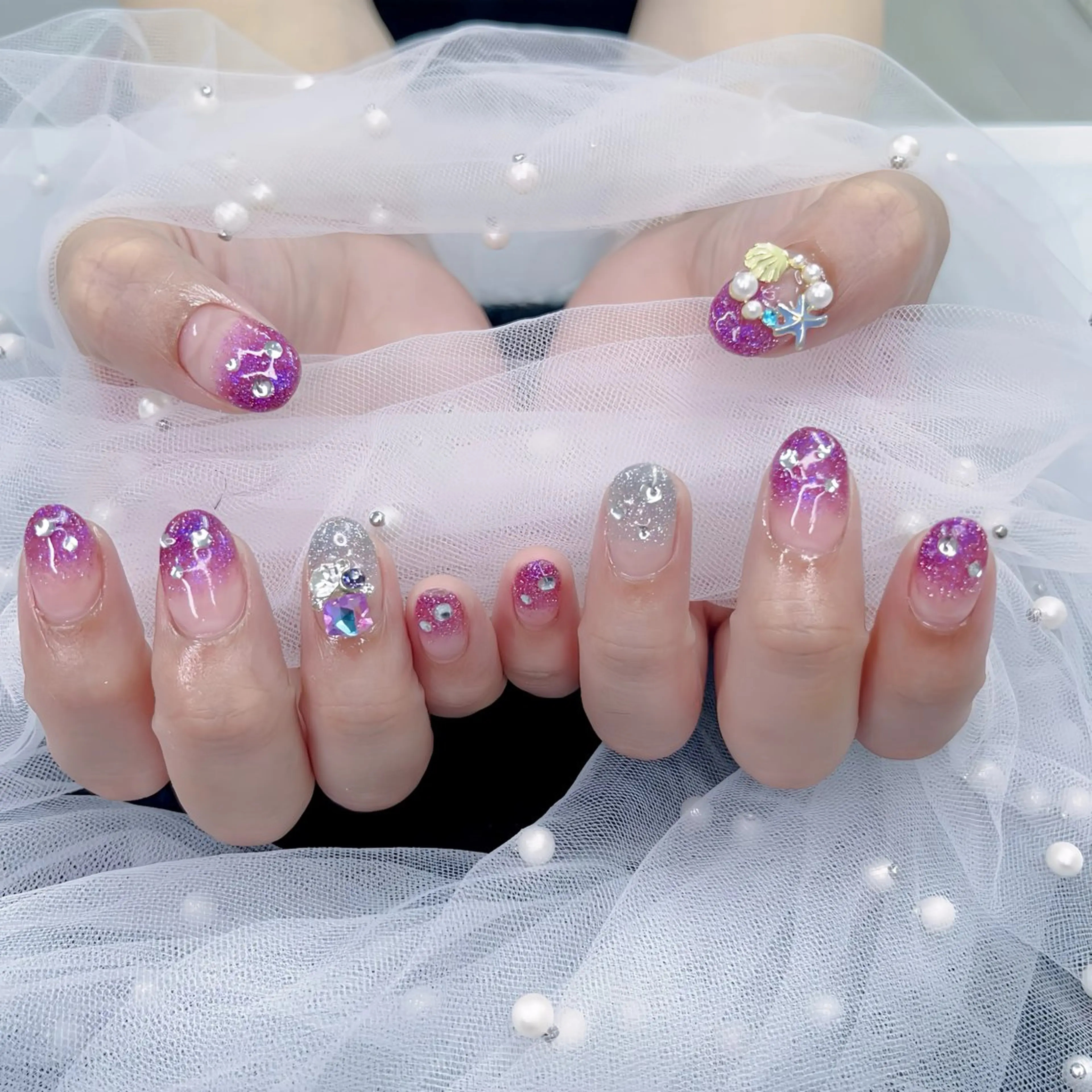 ネイル パーツ全部¥110 サロンミミのネイルデザイン