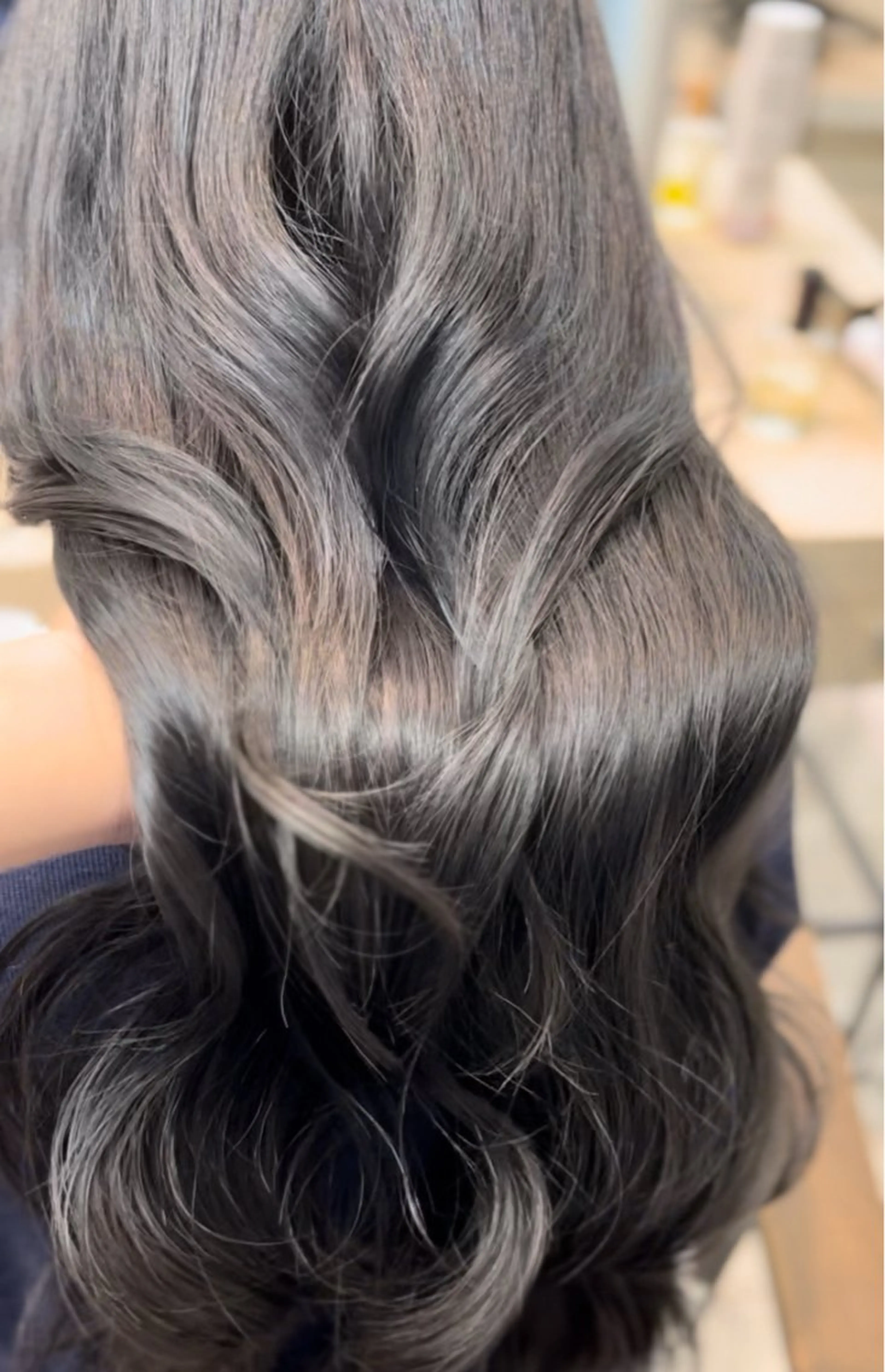 ロング カラー アッシュ アッシュブラック 黒髪 misato/レイヤ ー/暖色カラーのヘアスタイル