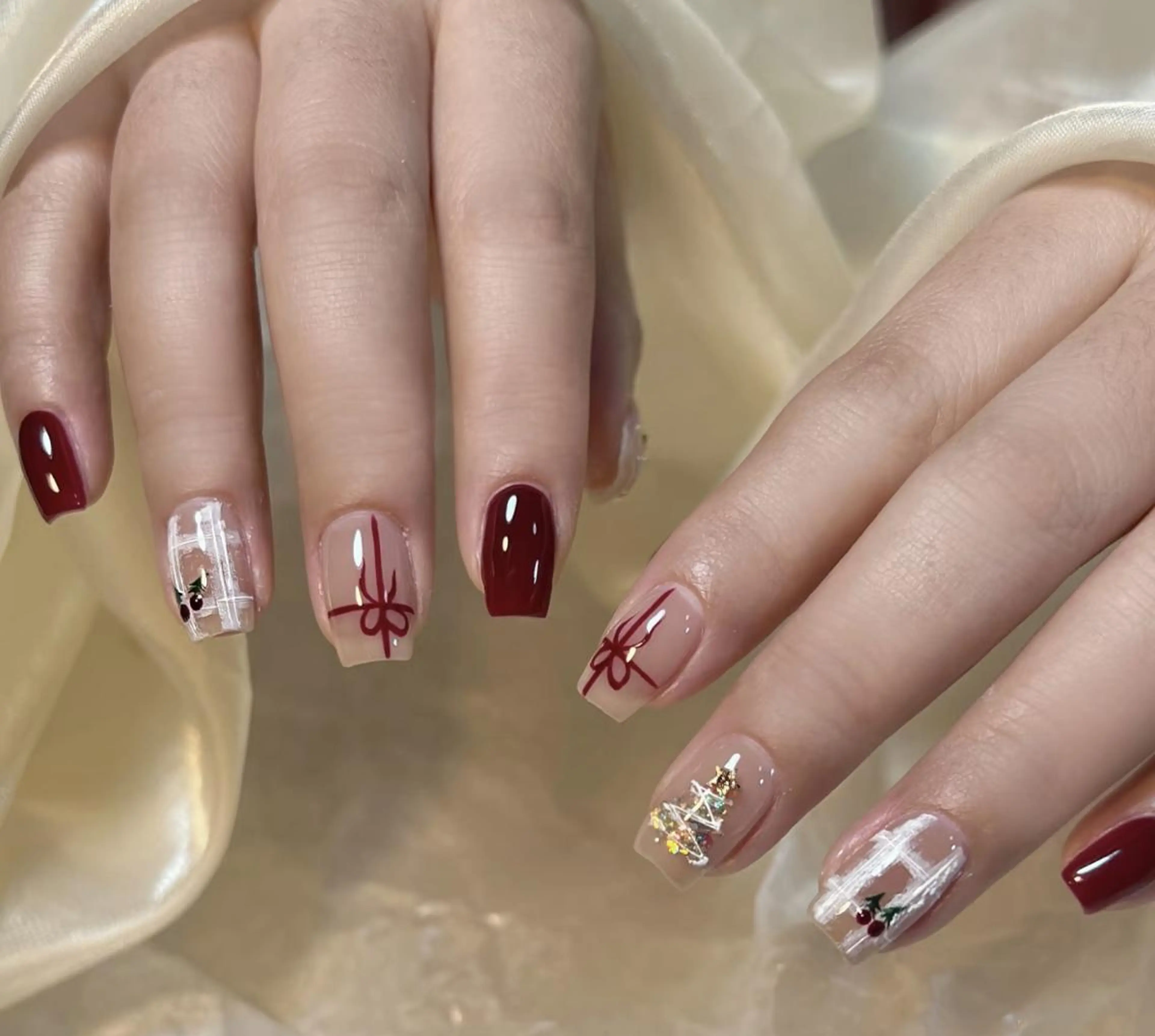 ネイル ハンドネイル 🎀 NaNa_nailのネイルデザイン