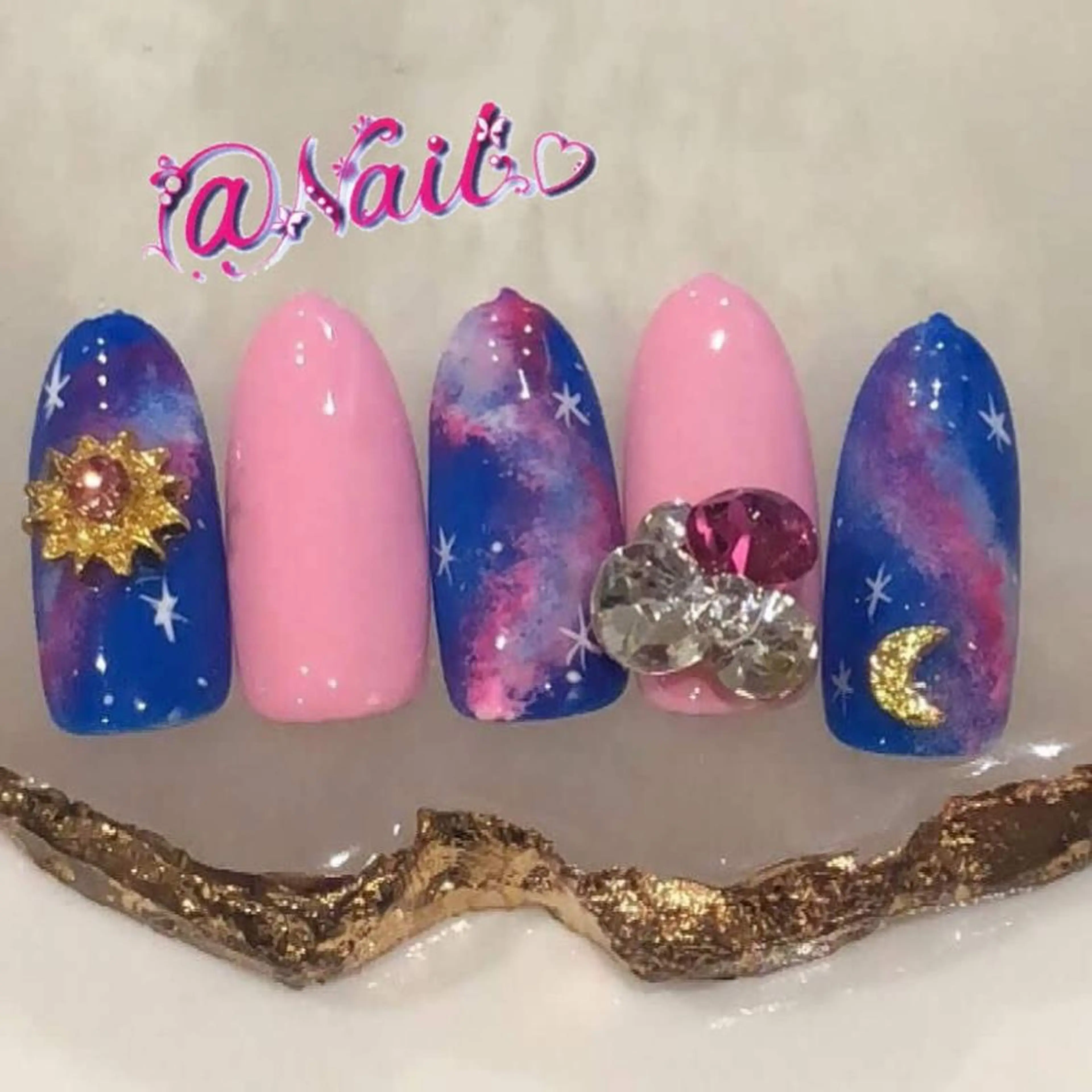 ネイル ネイルチップ 小尾 栞のネイルデザイン