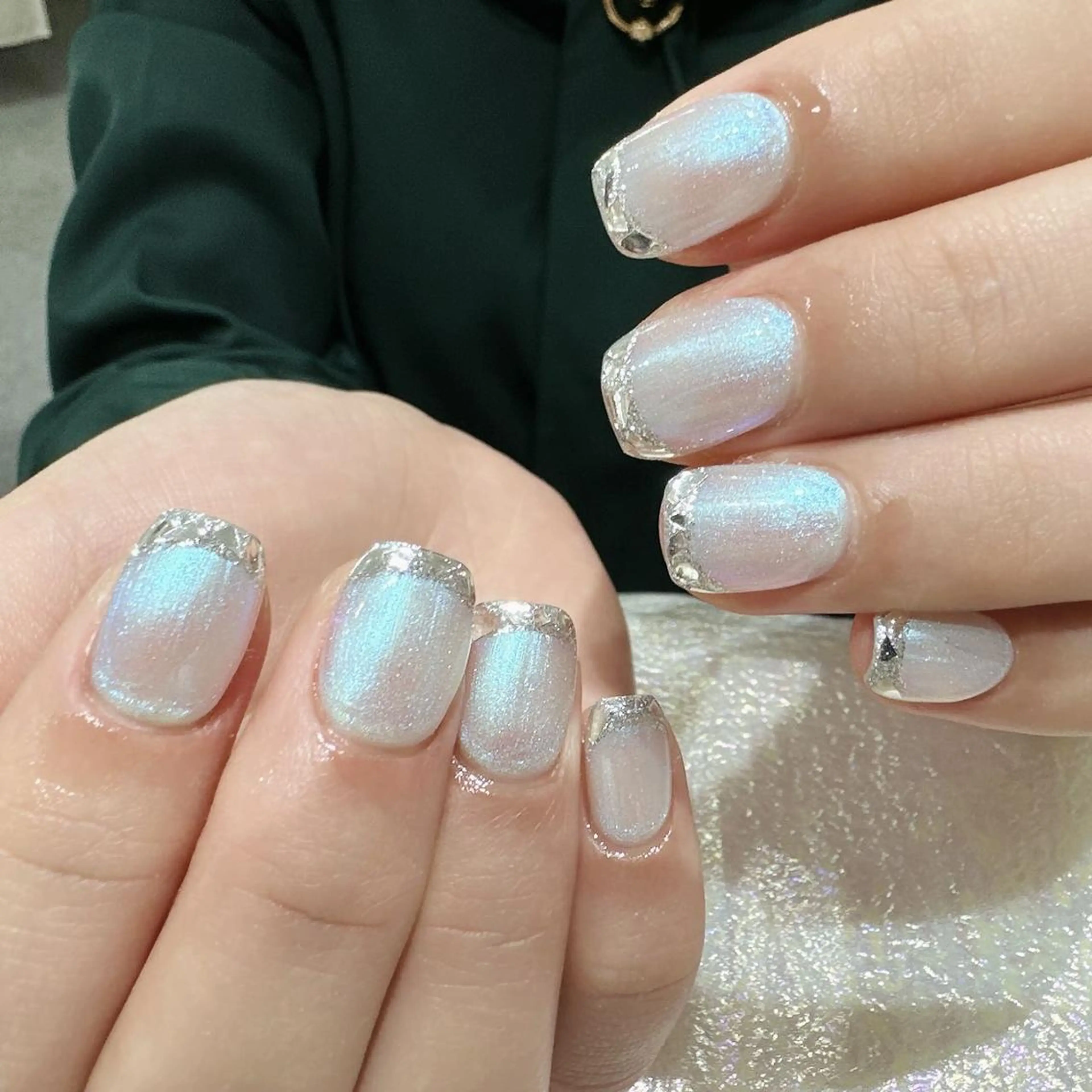 ネイル フレンチネイル ガラスフレンチ ミラーネイル Queens PUPUのネイルデザイン