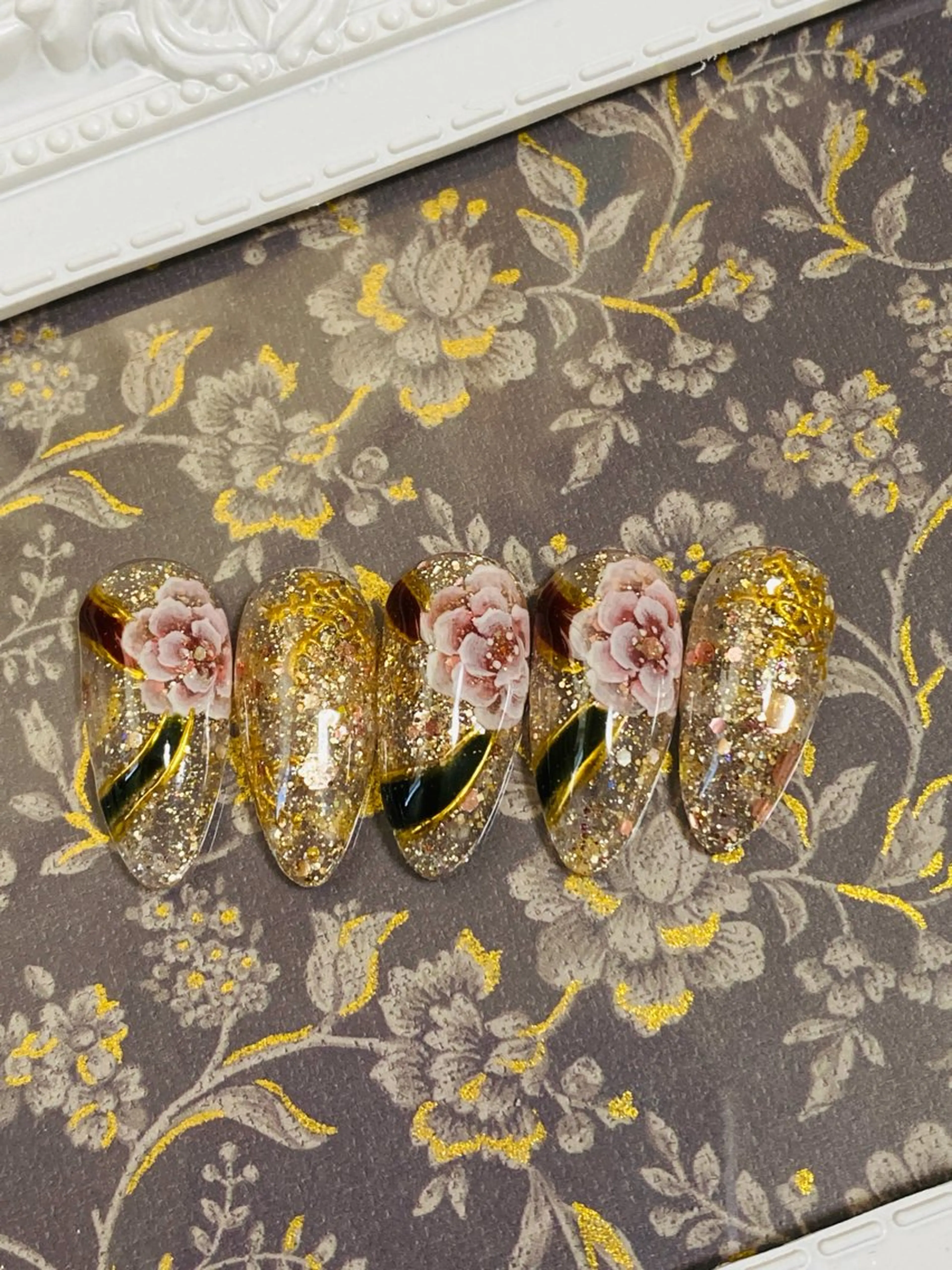 ネイル フラワーネイル 自宅ネイルサロン ♦️nuance♦️のネイルデザイン