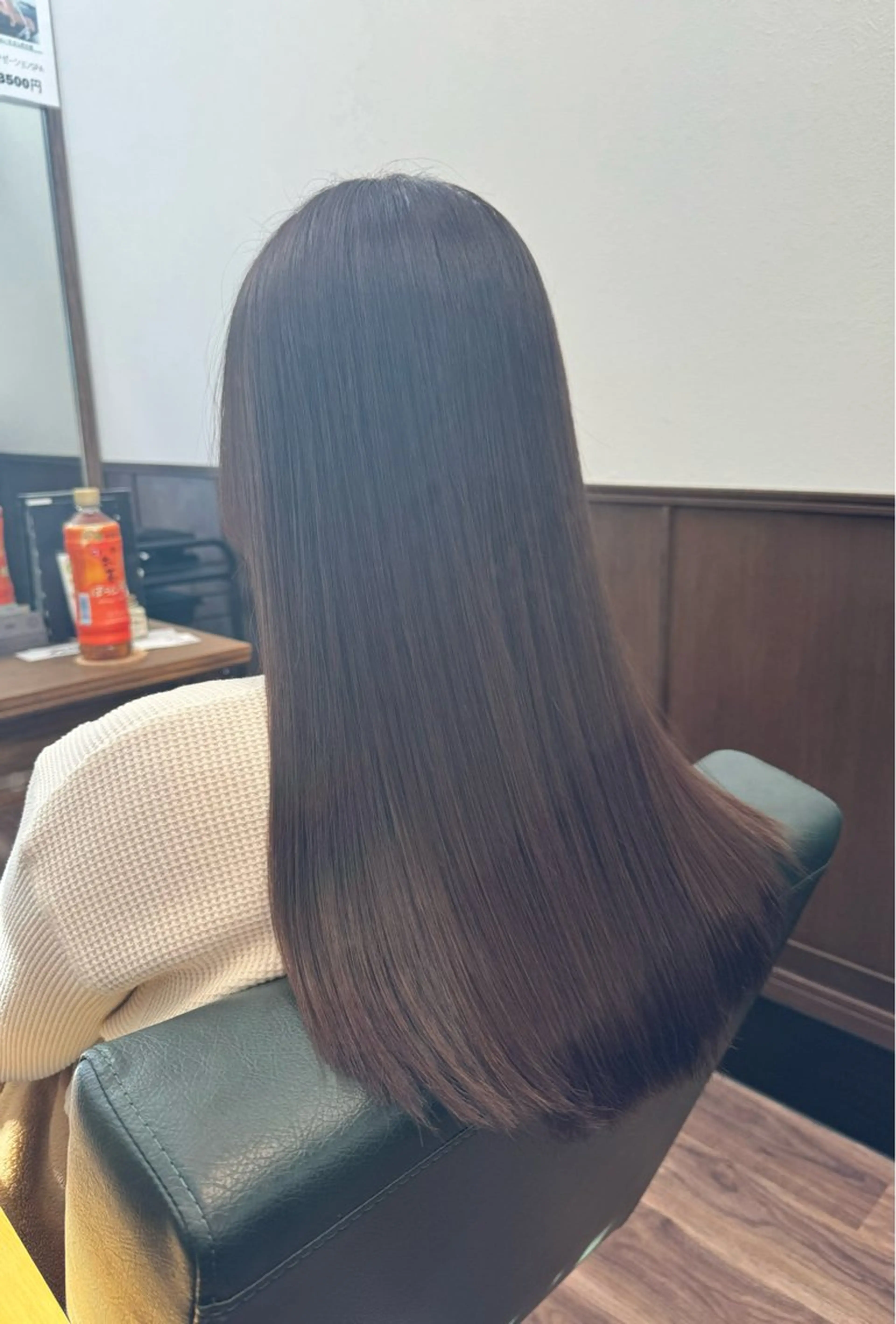 セミロング カラー パーマ ストレートパーマ 長屋 裕也のヘアスタイル