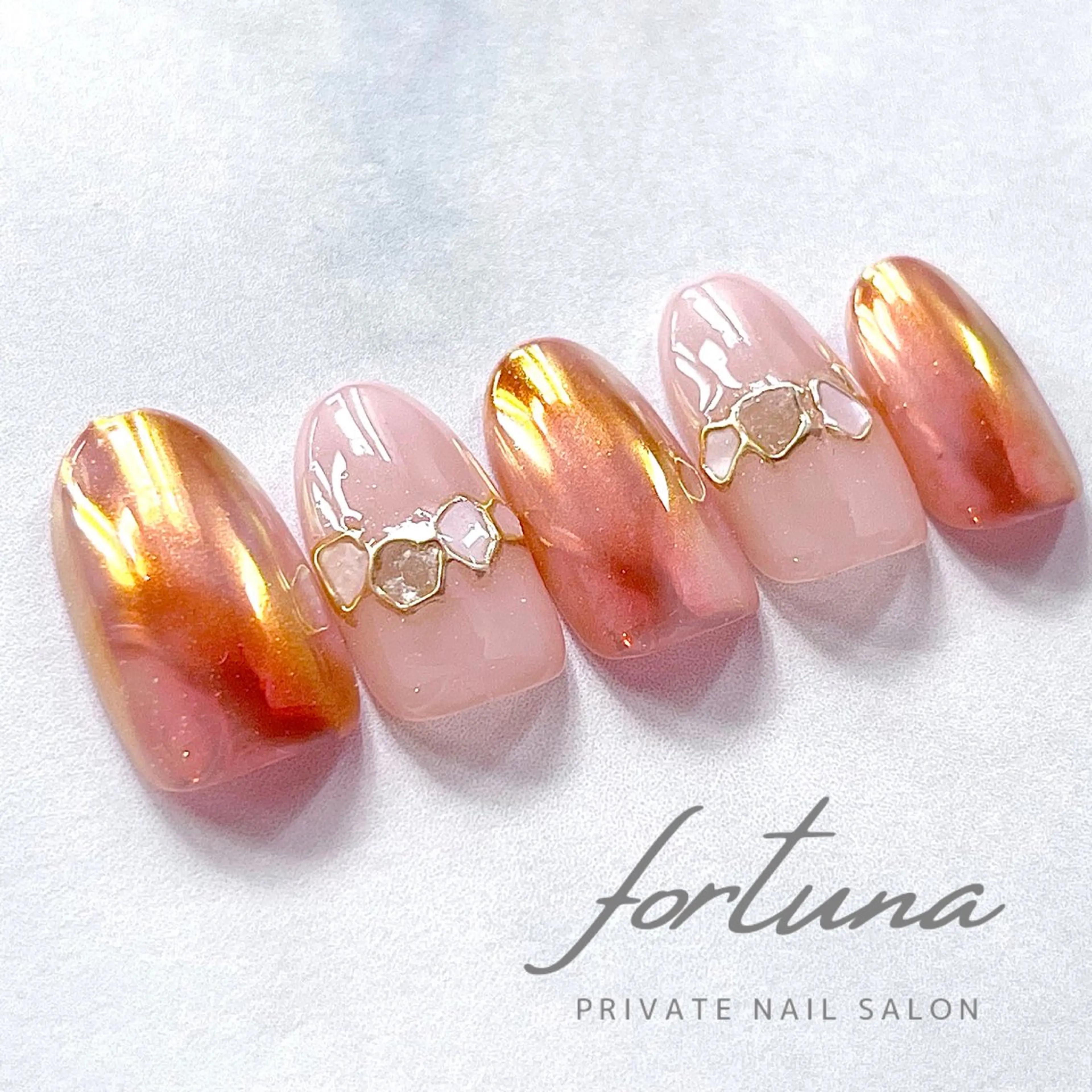 ネイル オーロラネイル ハンドネイル fortuna 武藤裕美のネイルデザイン