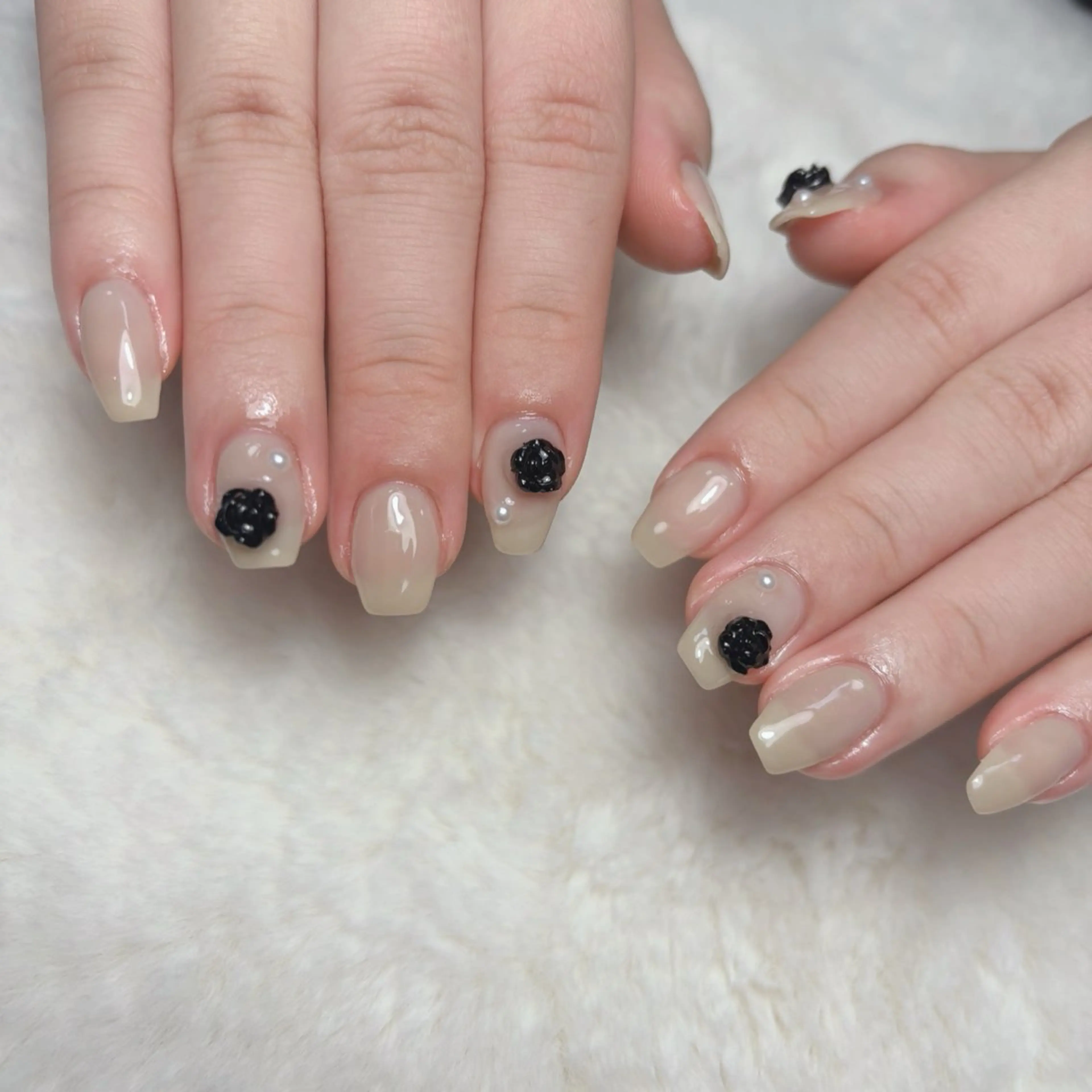 ネイル ハンドネイル STELLA ✩のネイルデザイン