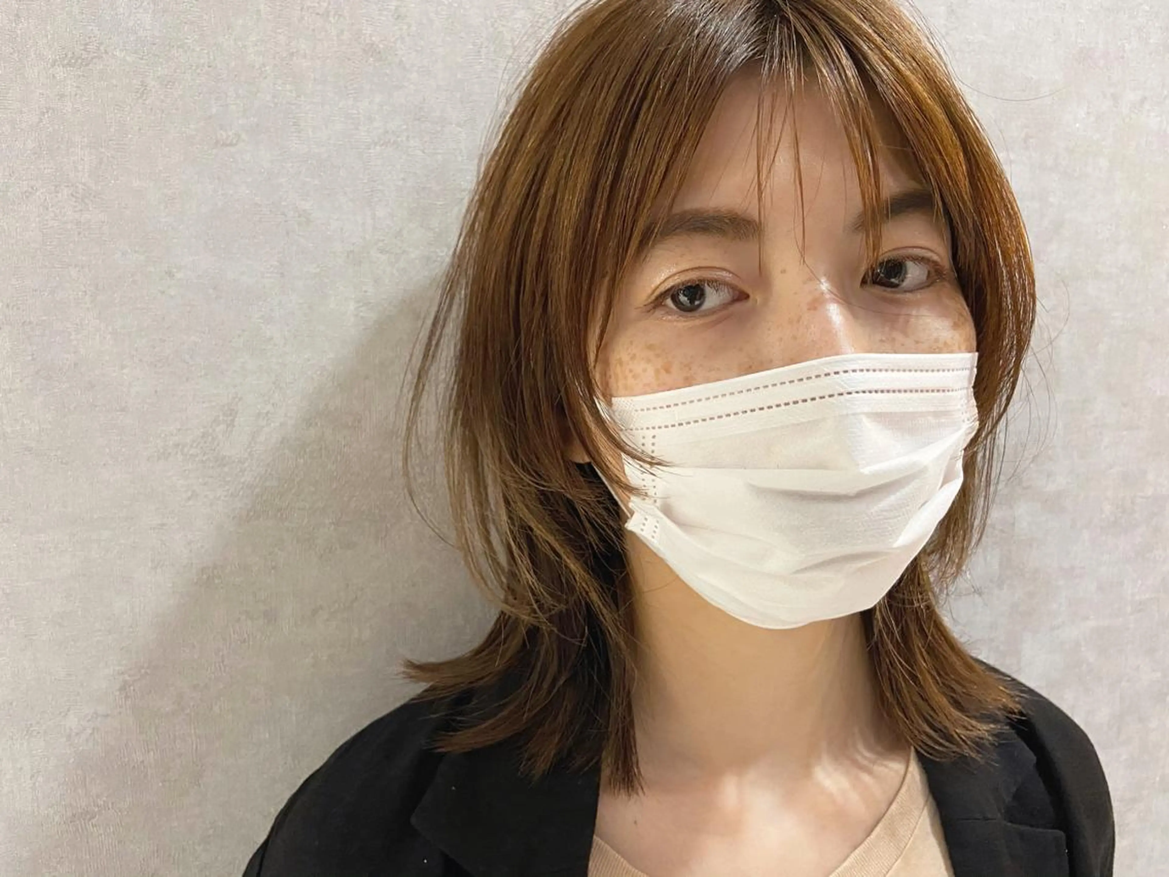 ミディアム カラー ヘアアレンジ ウルフカット カット ヘアカラー トリートメント ヘッドスパ 小田 莉加子のヘアスタイル