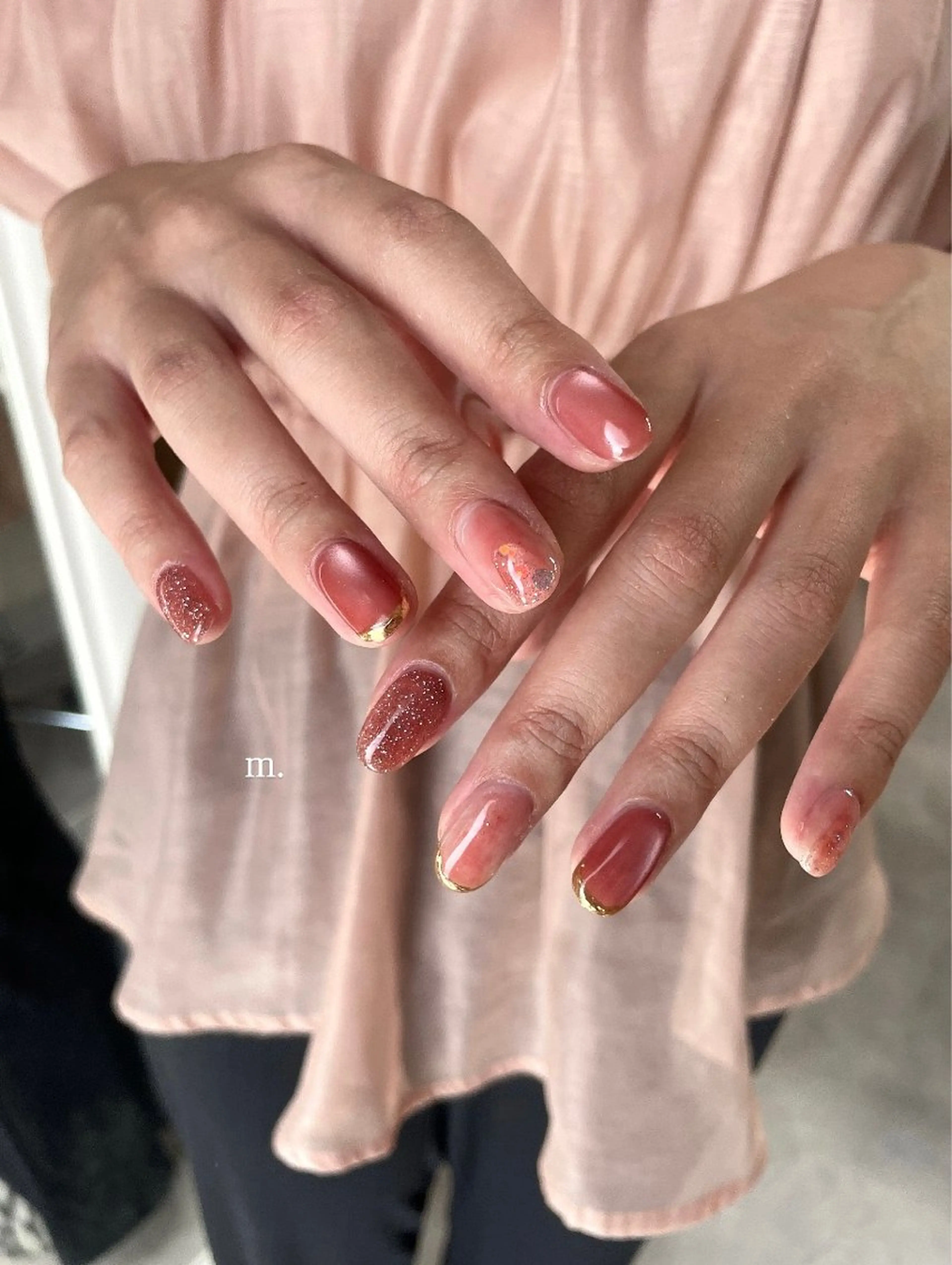 ネイル オーロラネイル マグネットネイル ミラーネイル ニュアンスネイル フットネイル m.nail salonのネイルデザイン