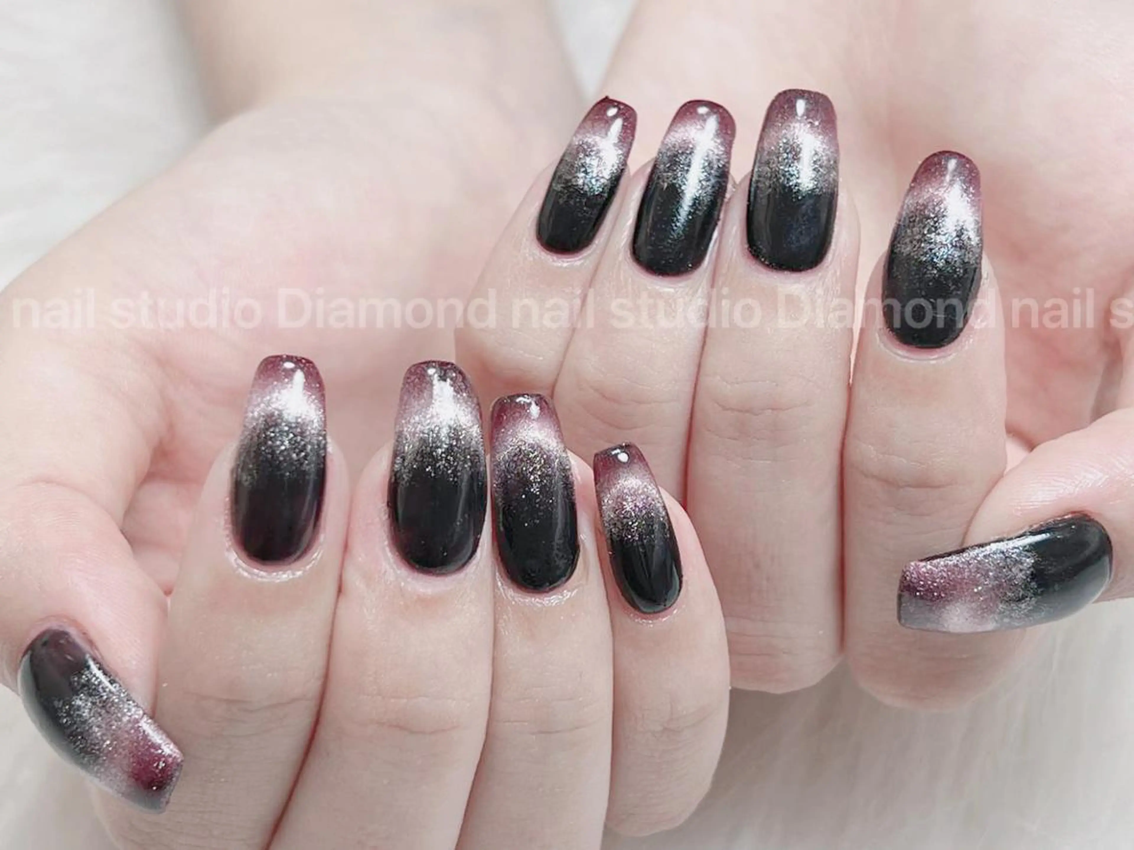 ミディアム ハンドネイル DIAMOND 💦のネイルデザイン