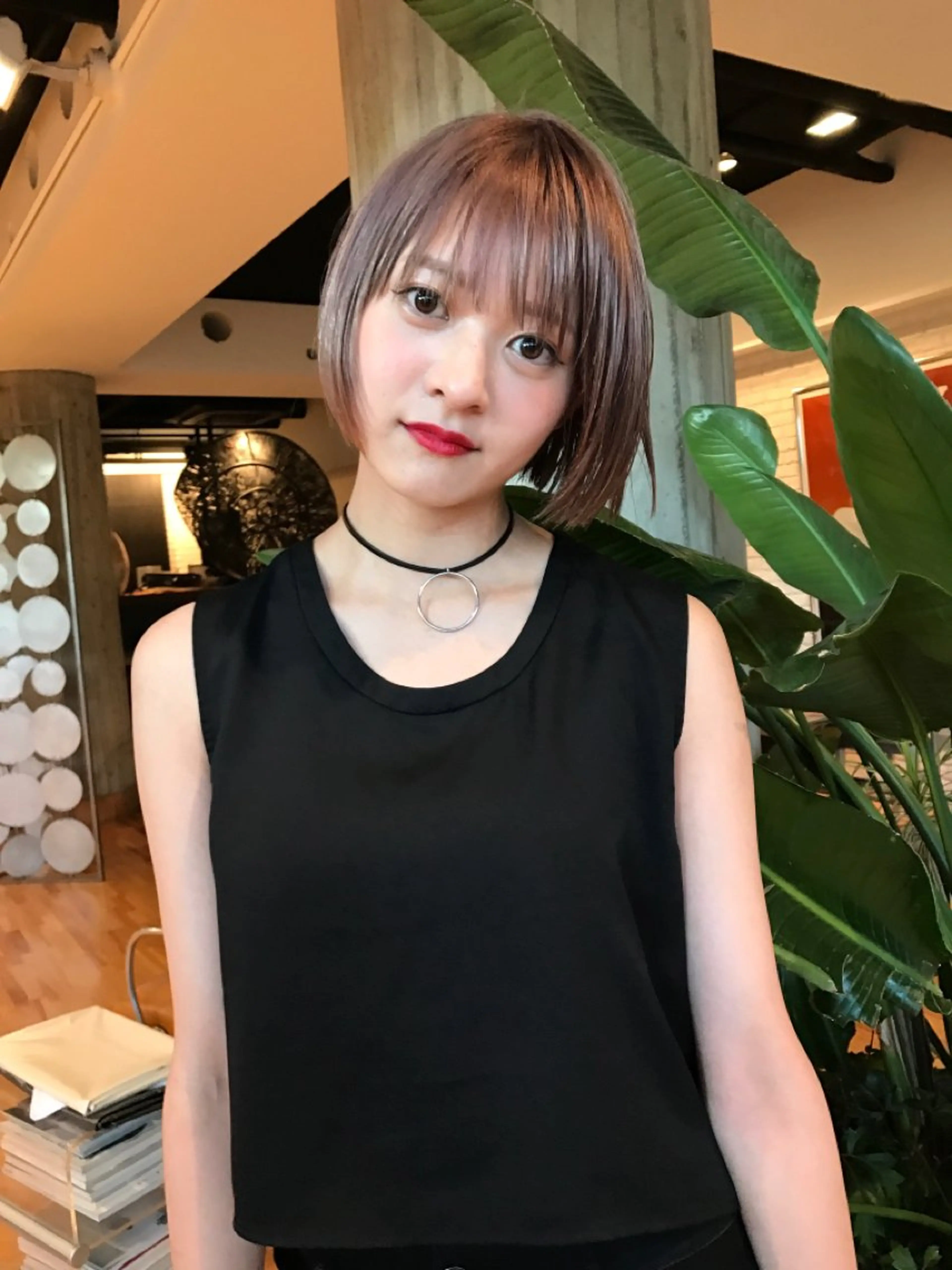 前髪カット/バングカット/+ワンカラー+水トリートメントの写真