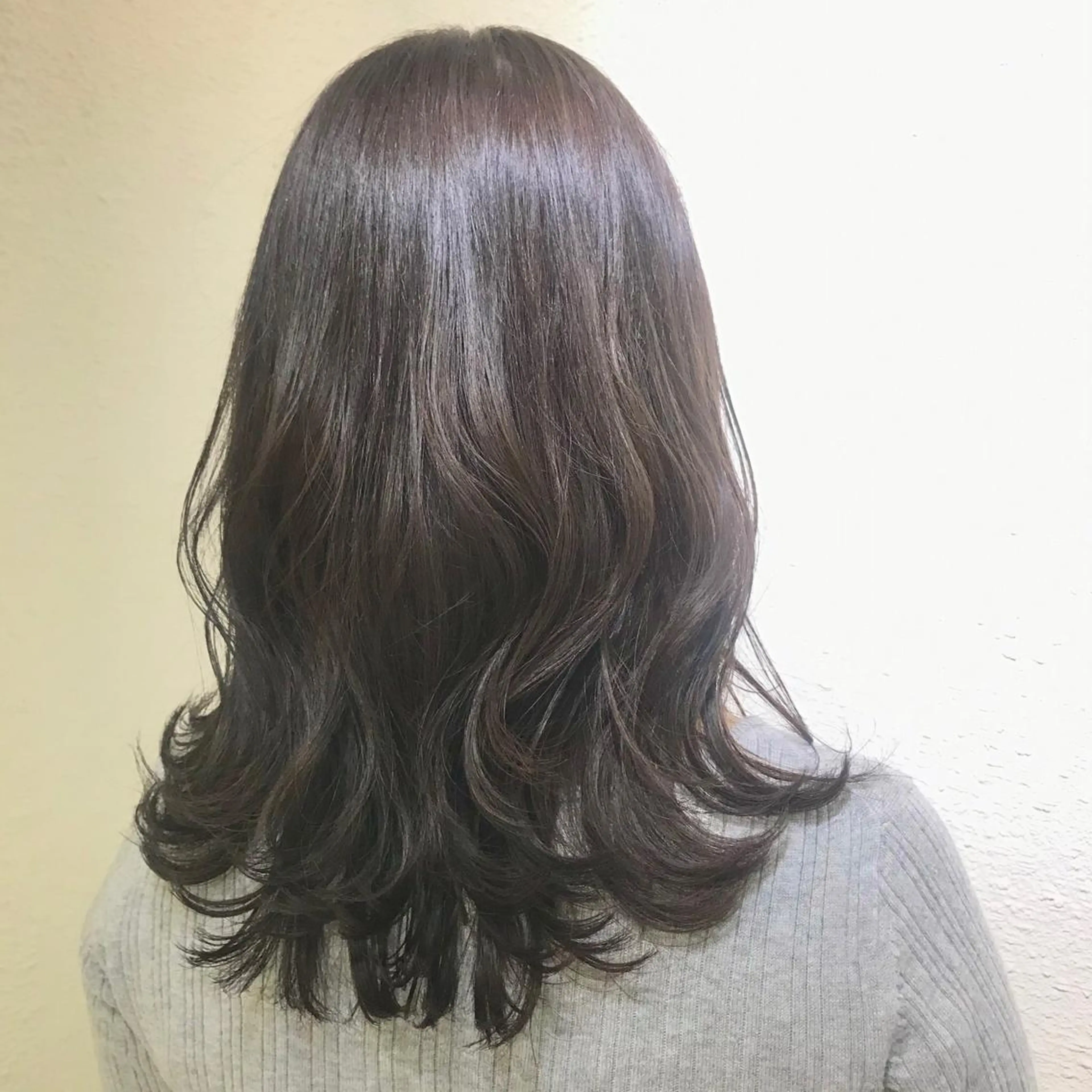 セミロング カラー アッシュ 透明感カラー/ 寺田千雅子のヘアスタイル