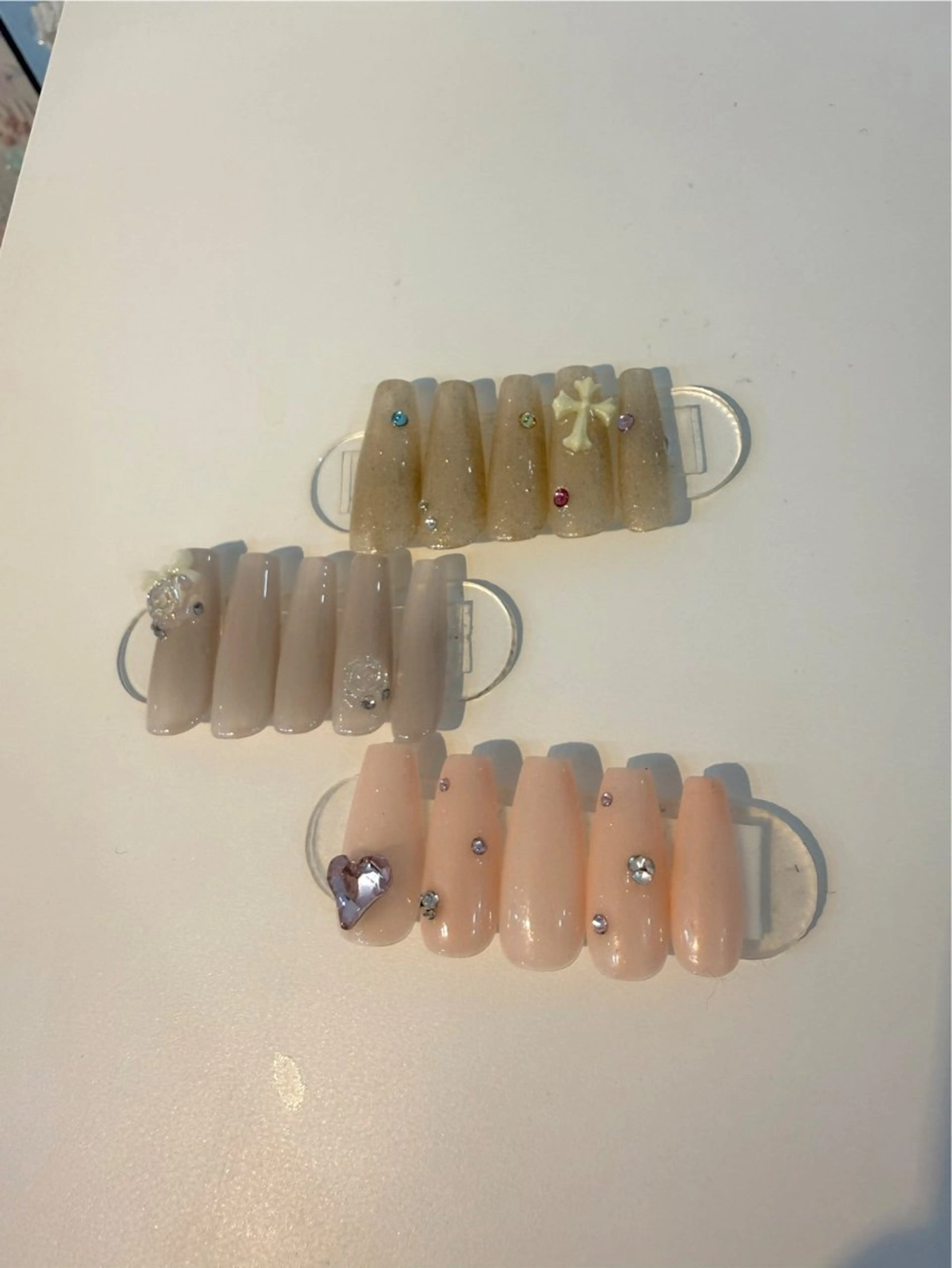 ネイル ワンカラーネイル ハンドネイル 佐藤 沙佑里のネイルデザイン