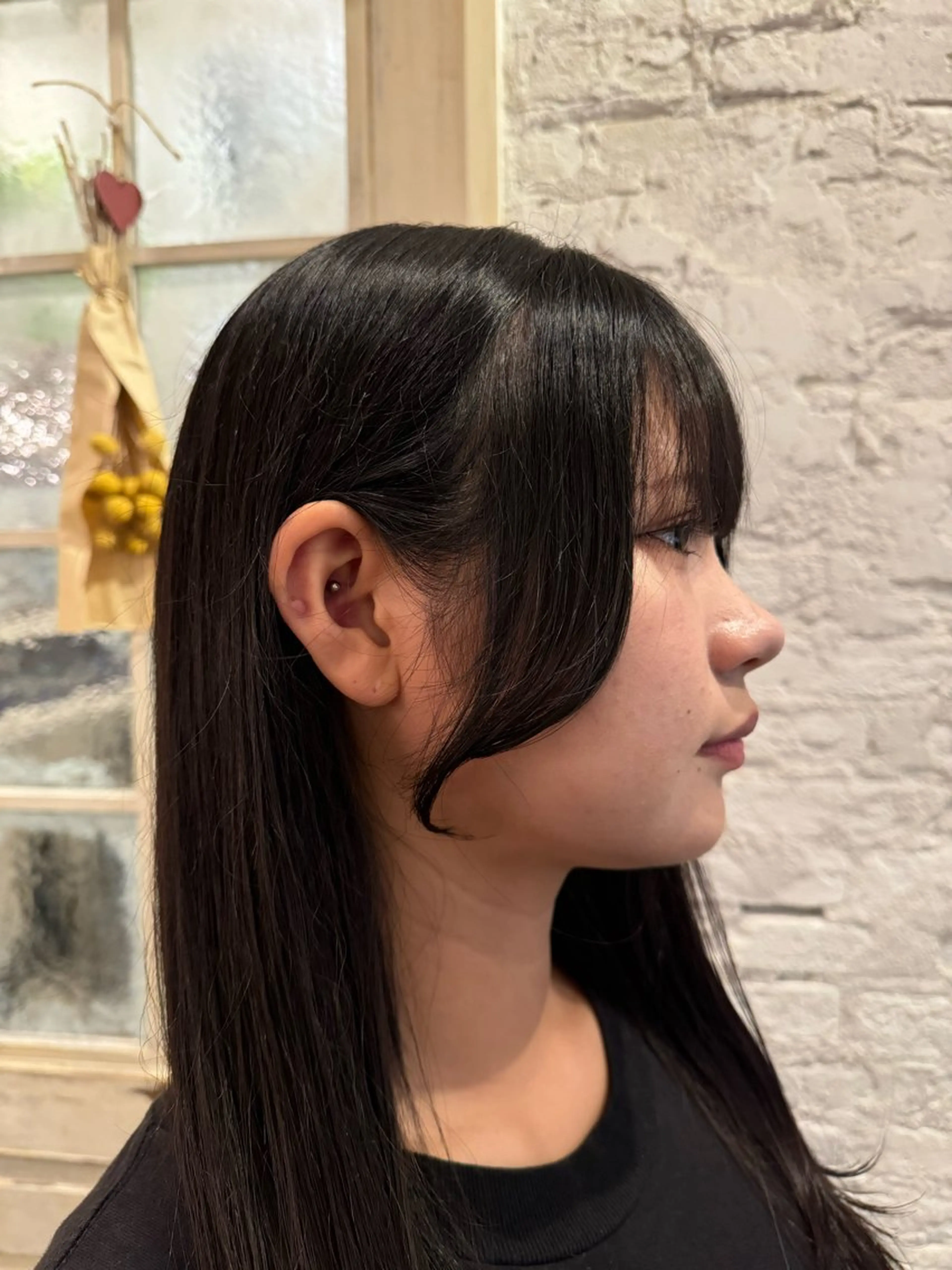 ロング 小村 理音のヘアスタイル