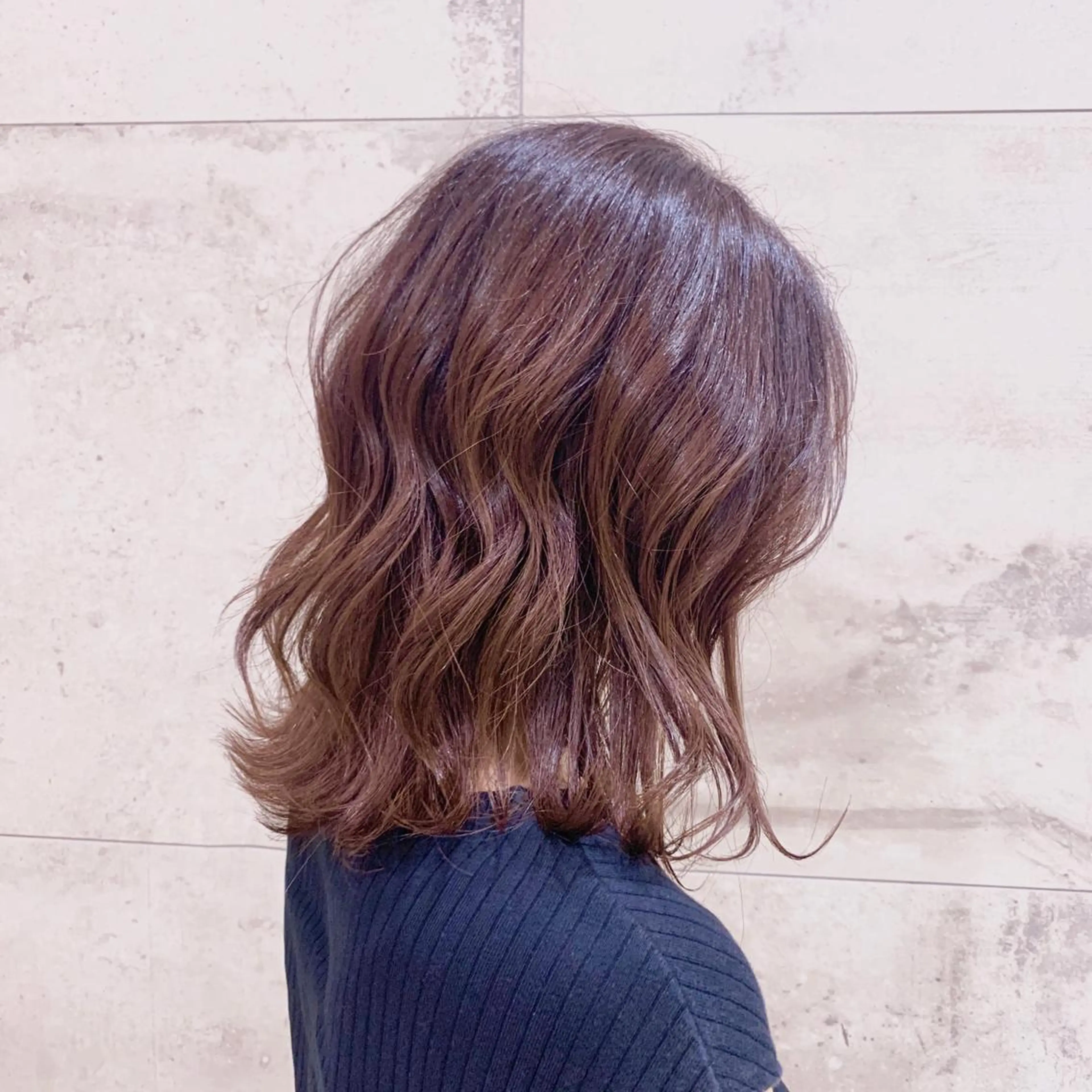 ミディアム カラー 韓国🇰🇷透明感 ERIのヘアスタイル