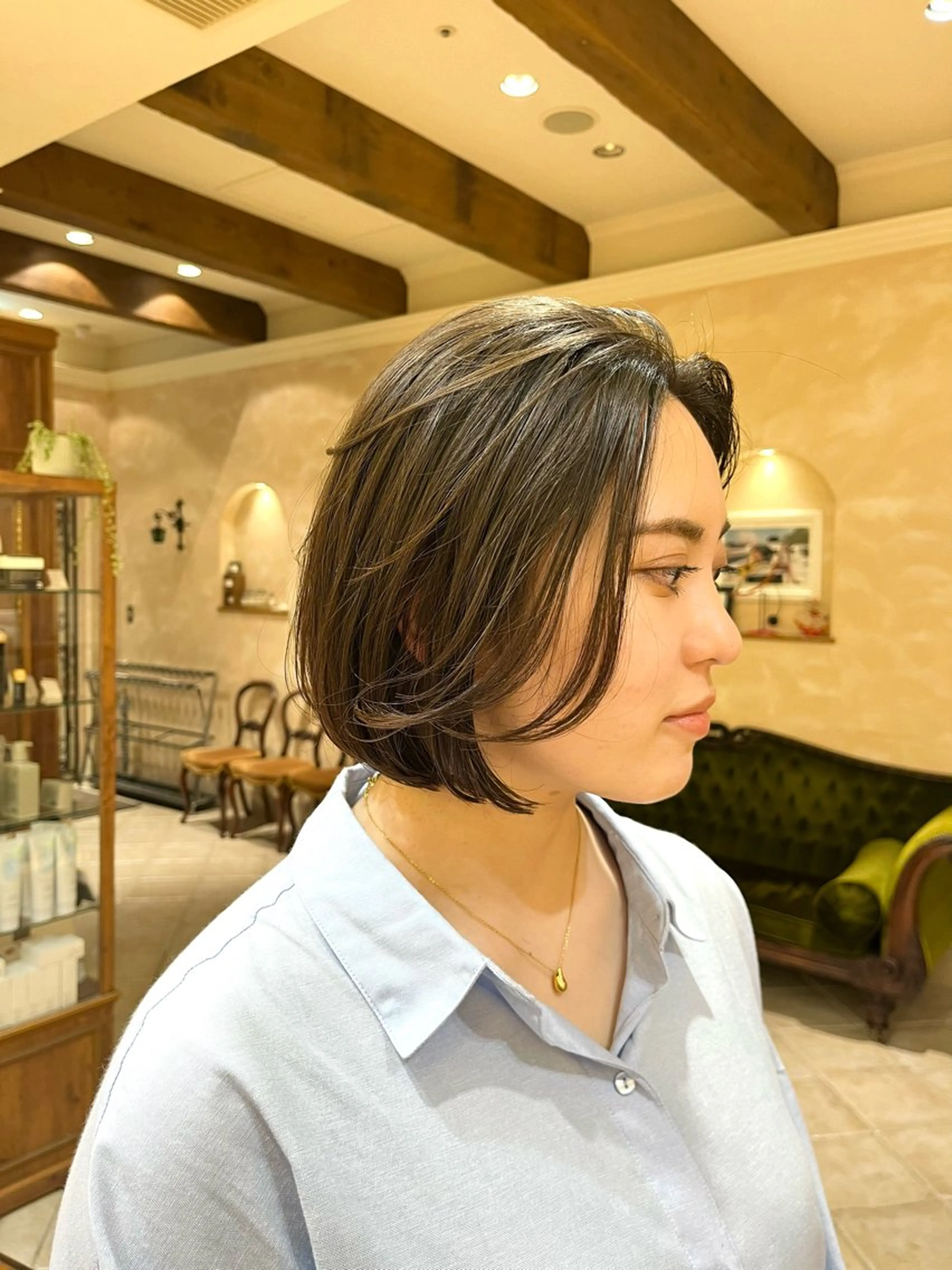 ショート ボブ 青山 莉奈のヘアスタイル