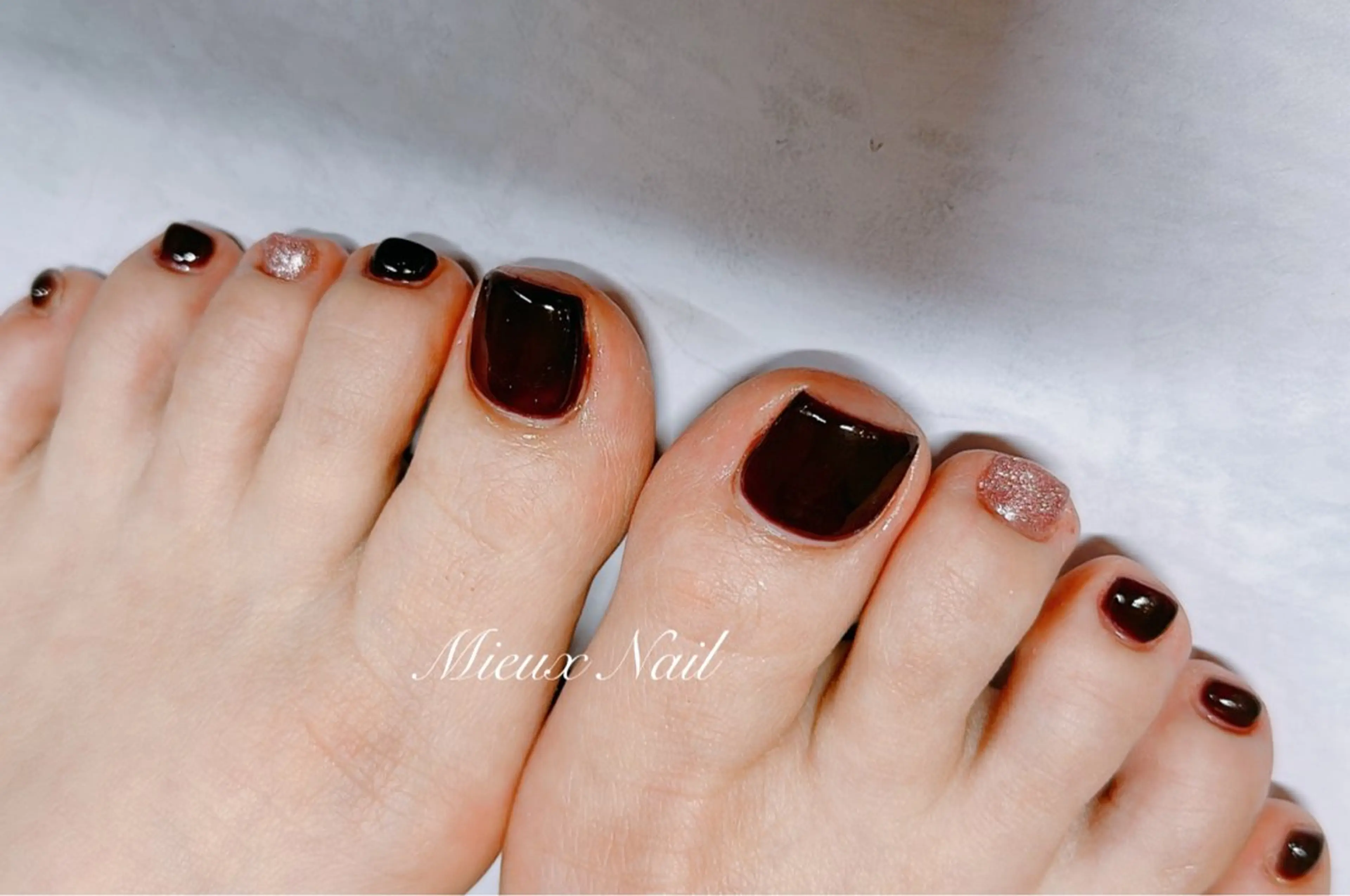 ネイル ブルー ジェルネイル パラジェル フットネイル 市川 麻衣子のネイルデザイン