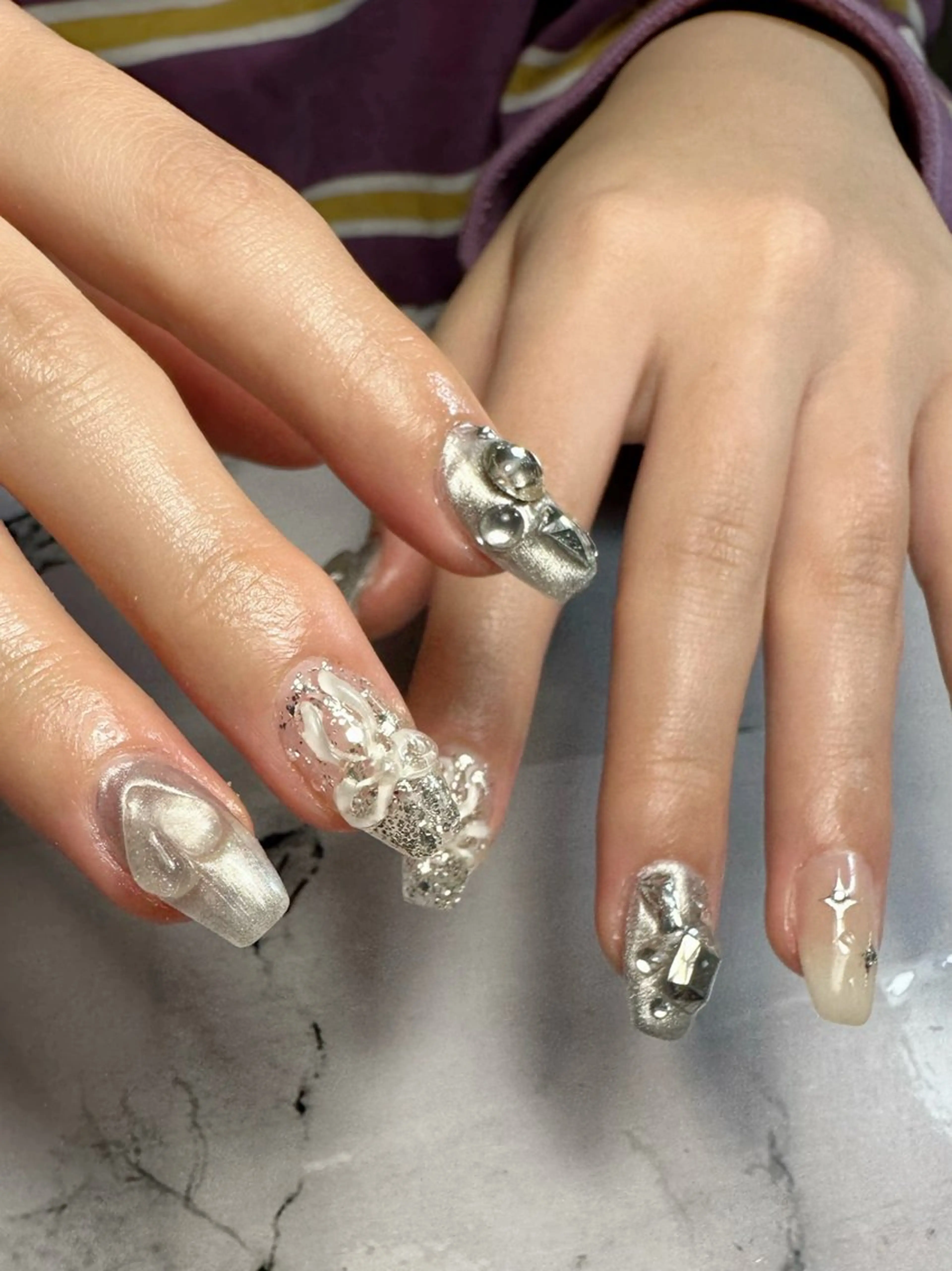 ネイル 新山 聖のネイルデザイン