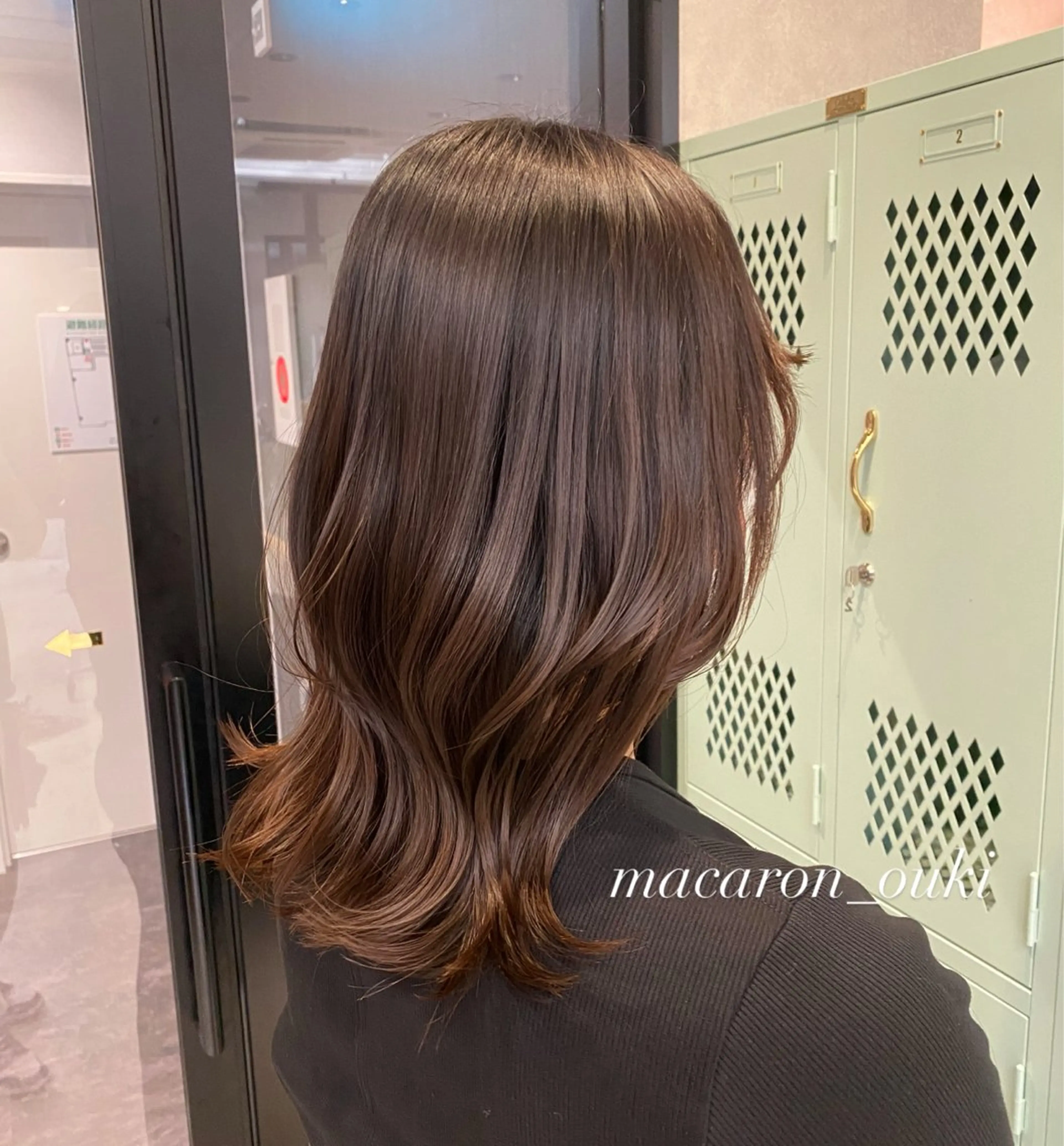 ミディアム 佐藤 生基のヘアスタイル