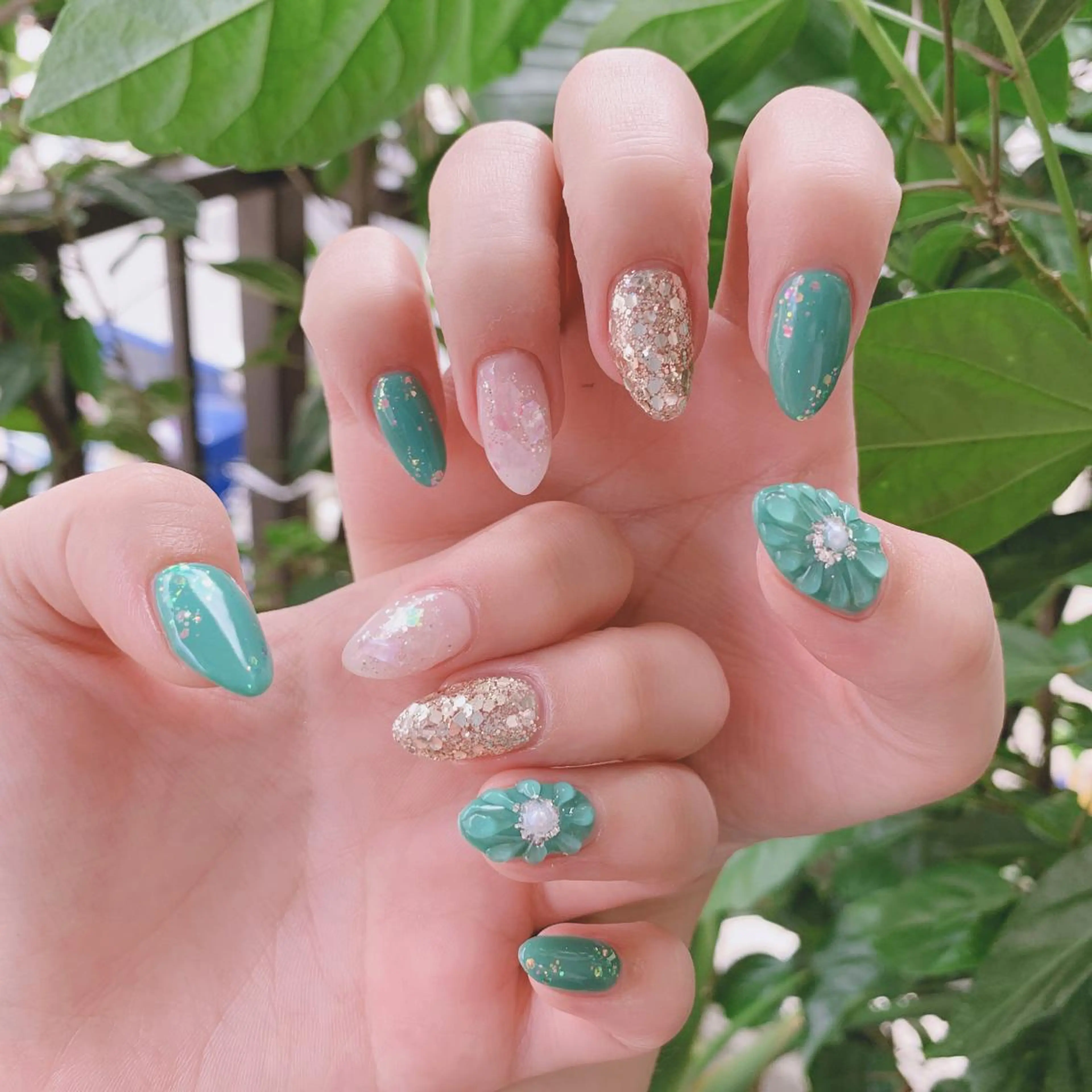 ネイル 💅ネイルハウス🏡 🎀TOMO🎀のネイルデザイン