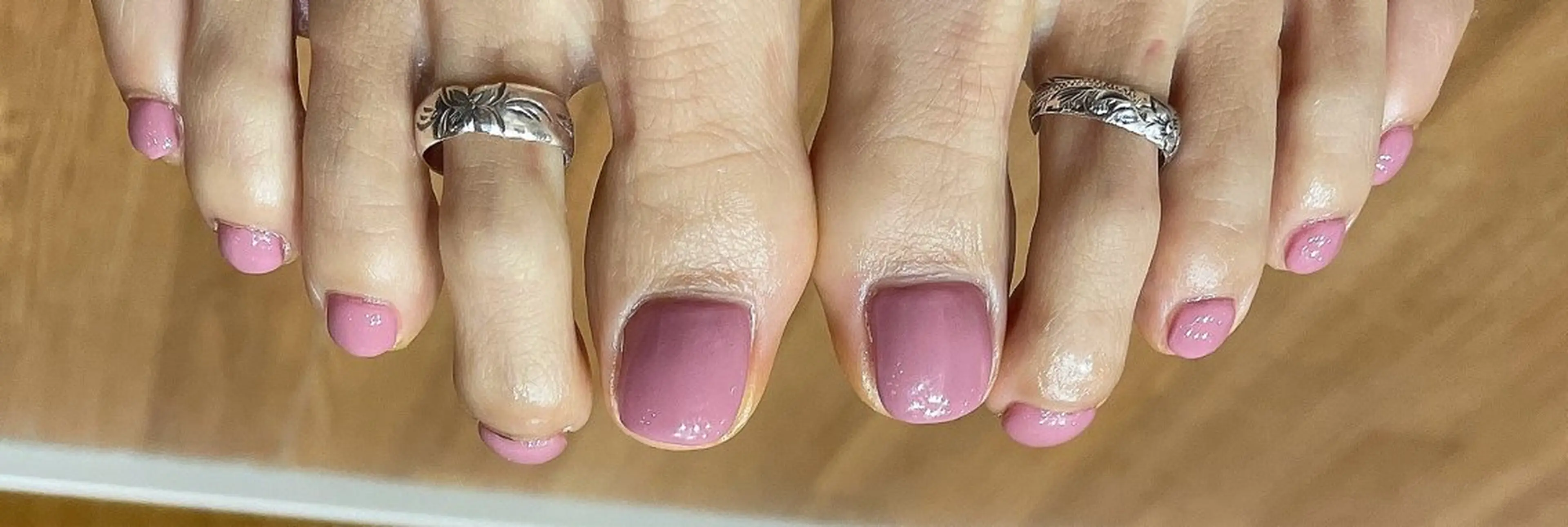 ネイル フットネイル liberté所属・liberté🫧 新小岩のネイルデザイン