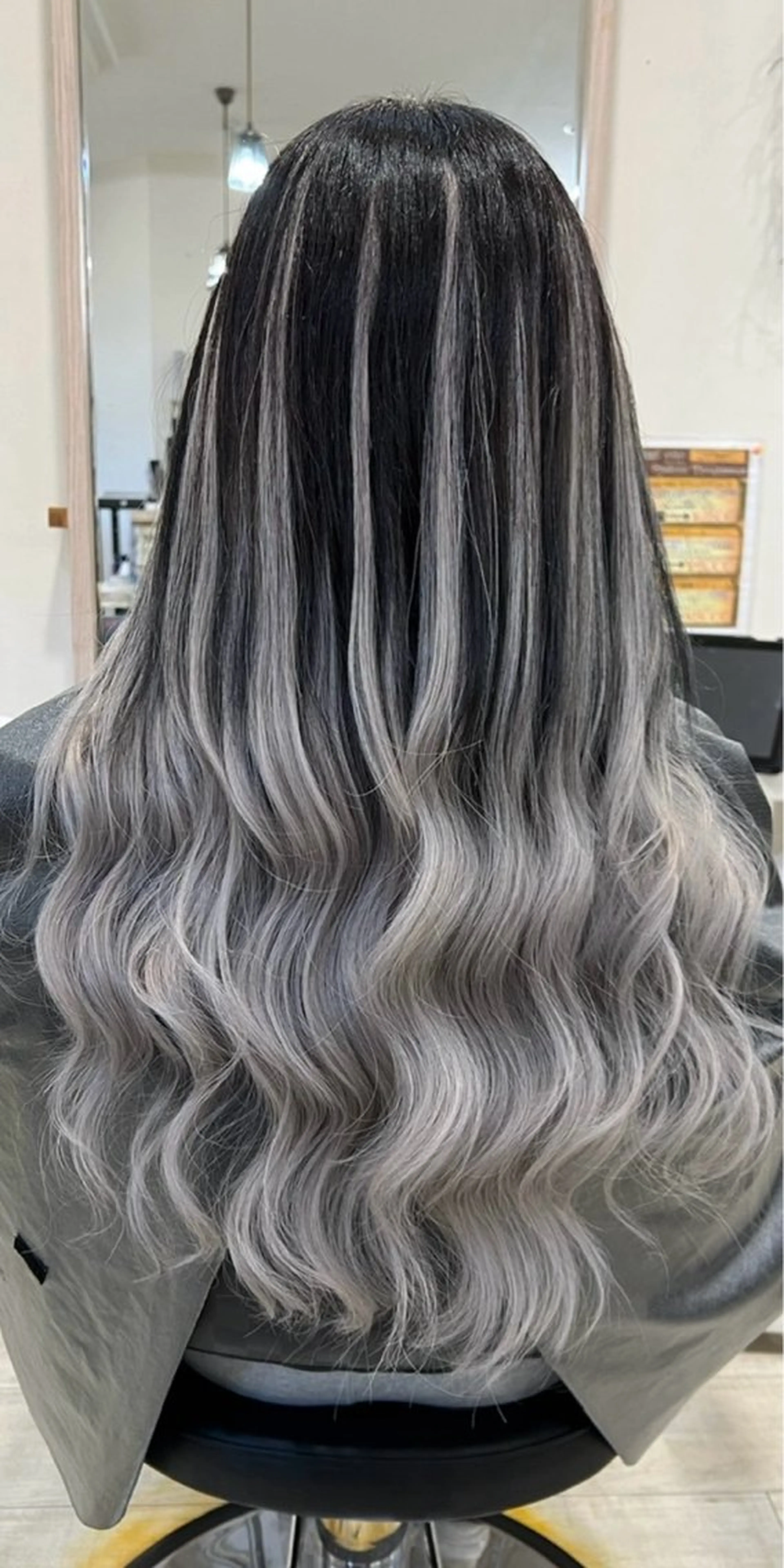 ロング エクステ hairs 897のヘアスタイル