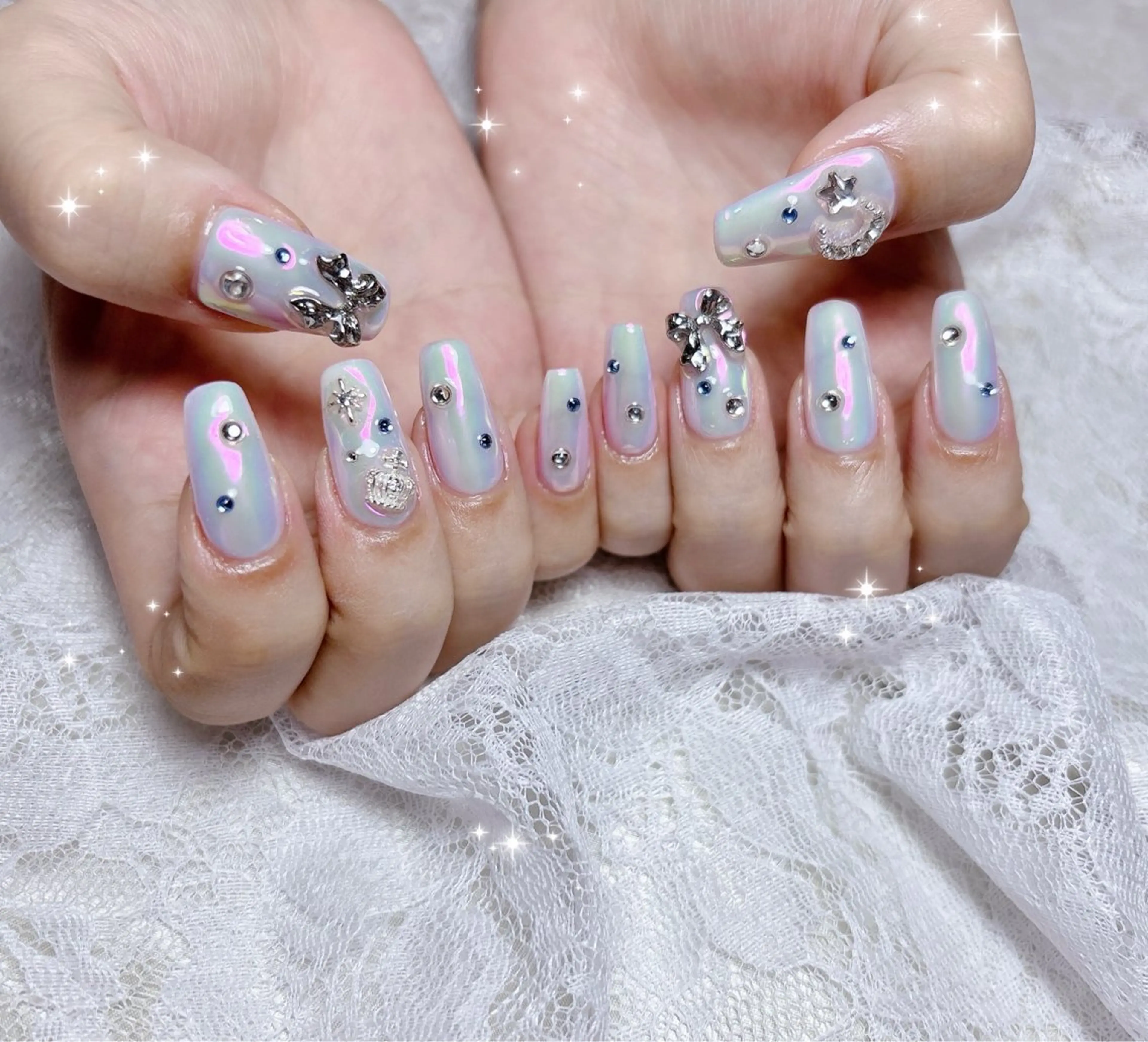 ネイル オーロラネイル 氷ネイル・うるうるネイル ハンドネイル FLARE NAIL フレアネイルのネイルデザイン