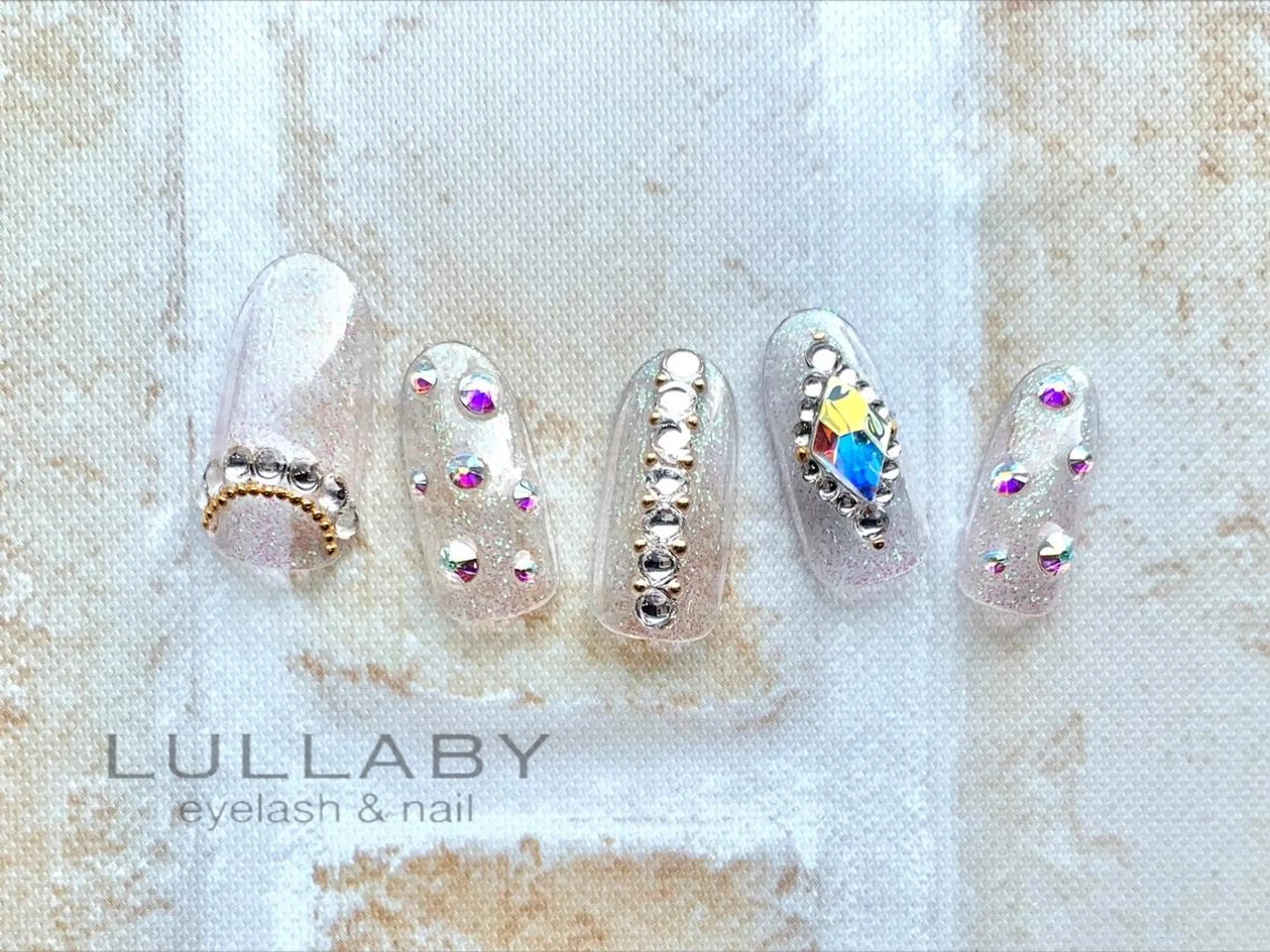 ネイル LULLABY 銀座並木通り店のネイルデザイン