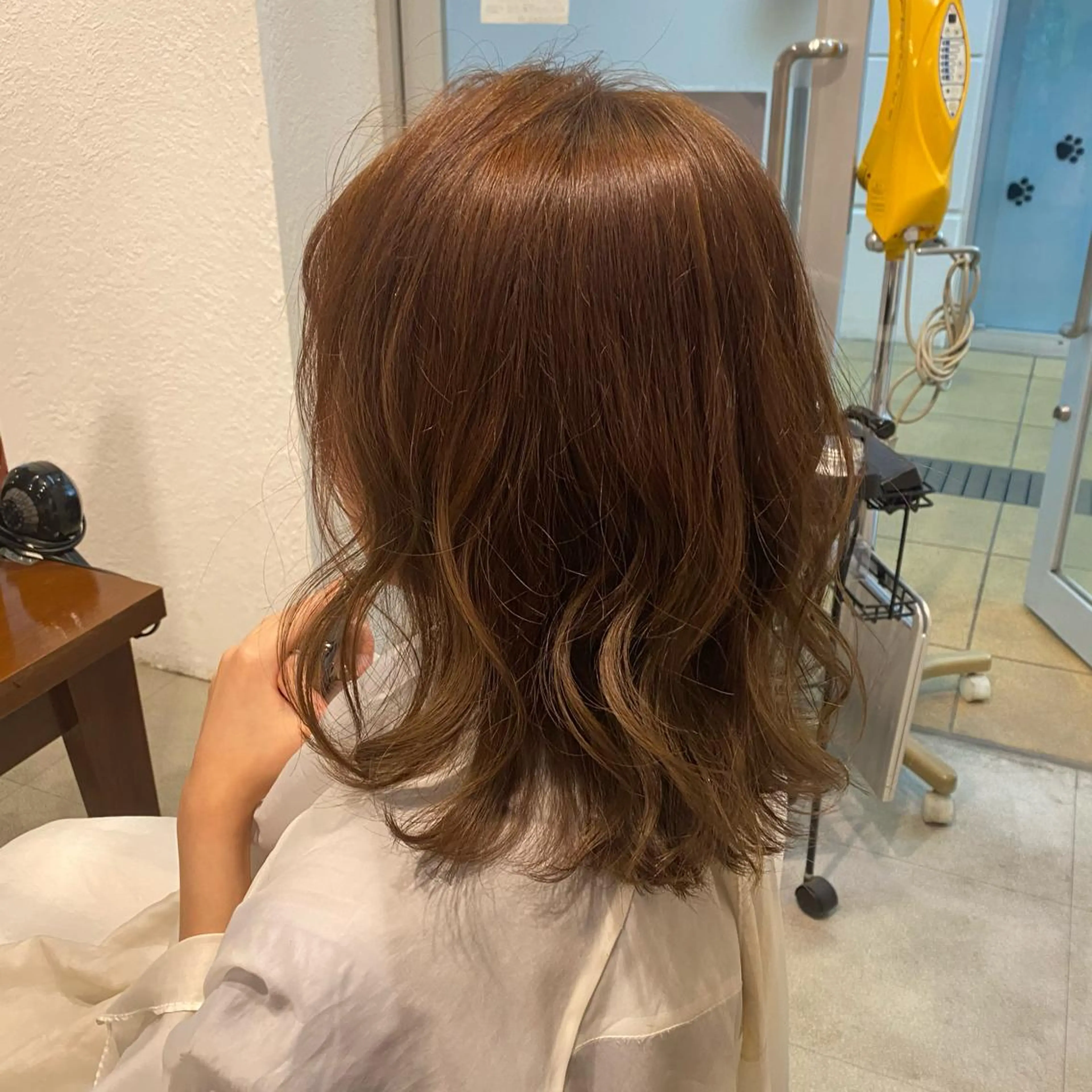 ミディアム カラー 黒川 結希のヘアスタイル