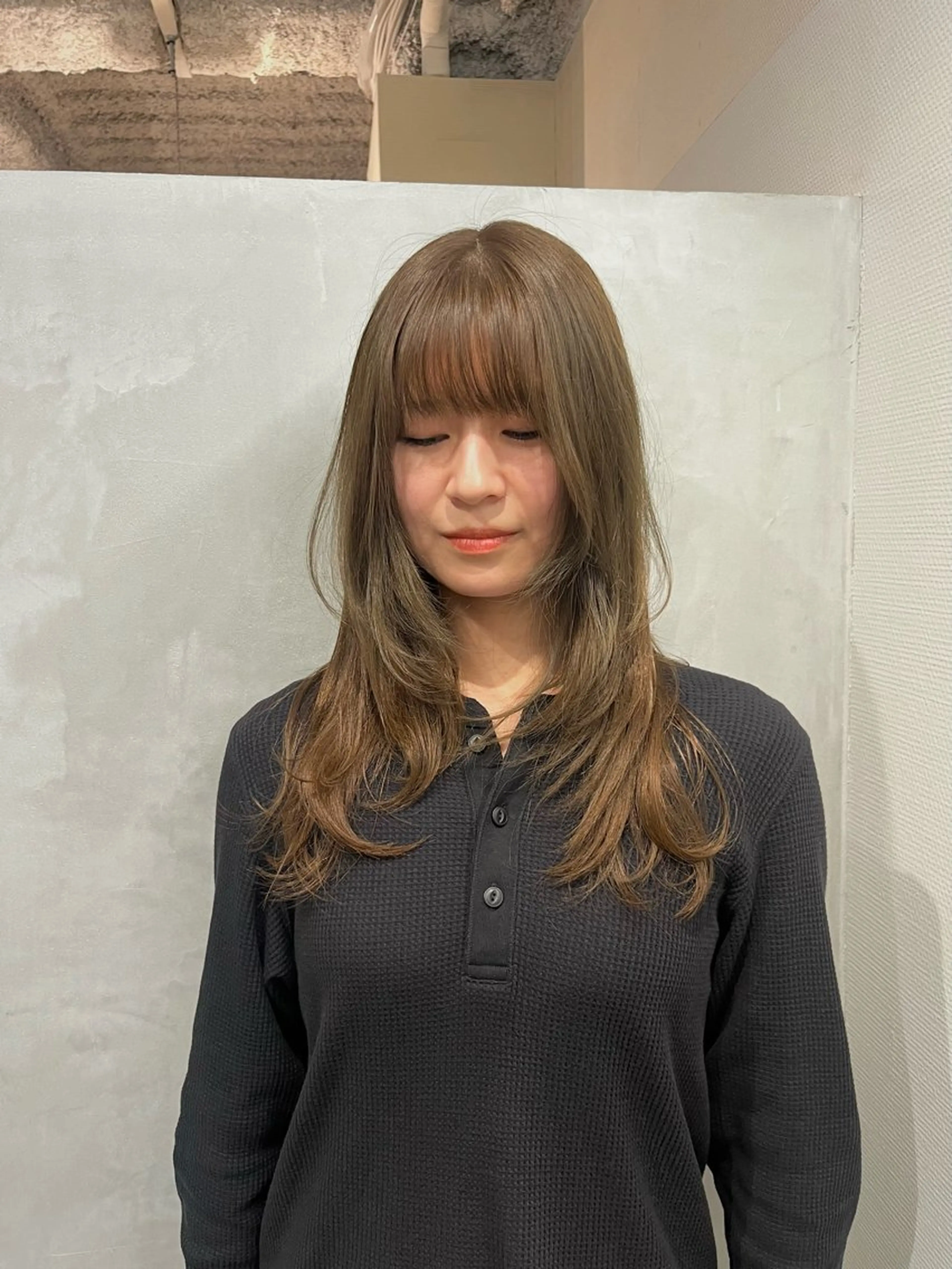 ミディアム カラー 熊谷 由貴のヘアスタイル