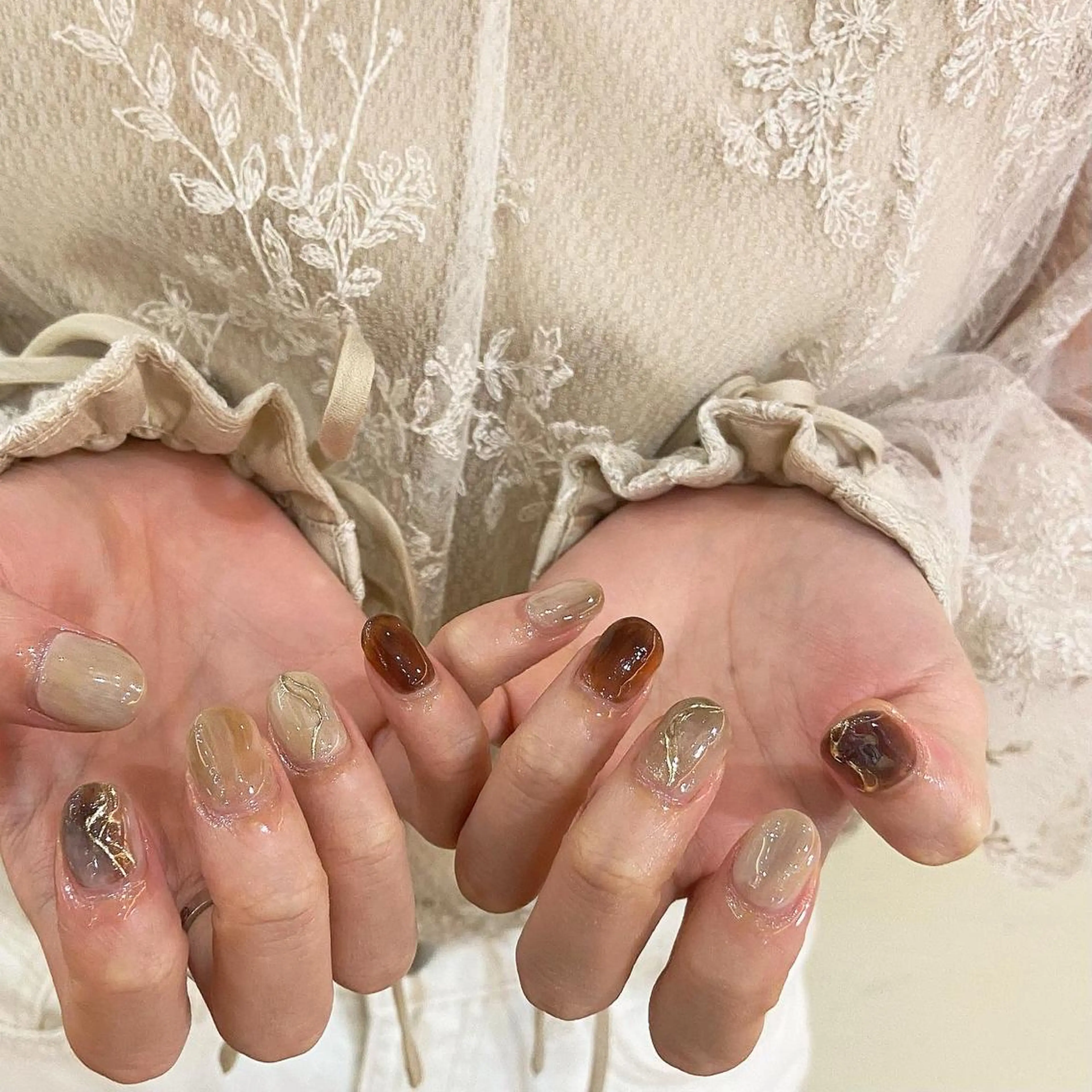 ネイル 𝕄𝕚𝕪𝕦🤍 自由が丘⌇パラジェルのネイルデザイン