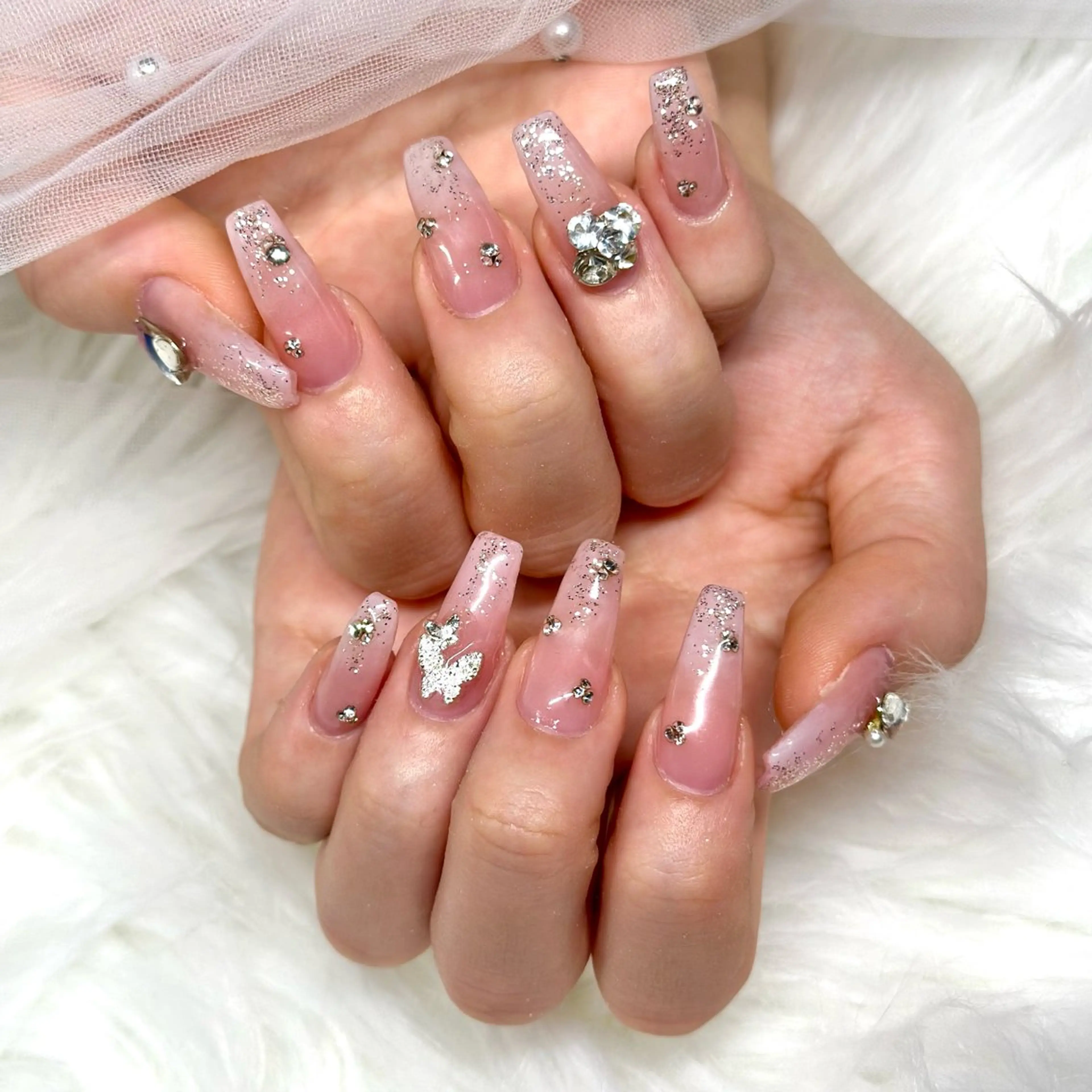 ネイル MIGHTY COLORのネイルデザイン