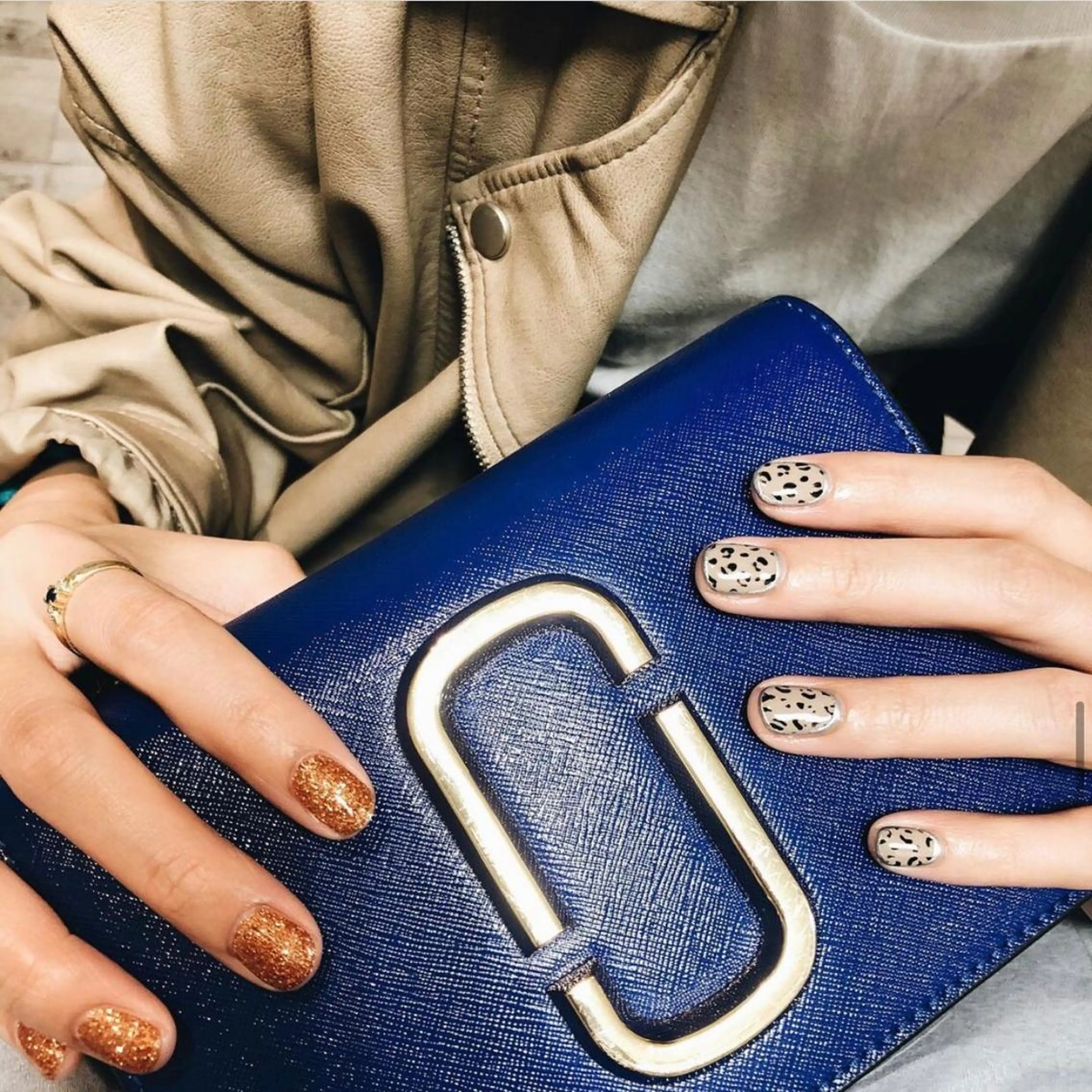 ネイル ハンドネイル フットネイル ハンドケア Nes.Nail所属・Miyagi Asamiのネイルデザイン