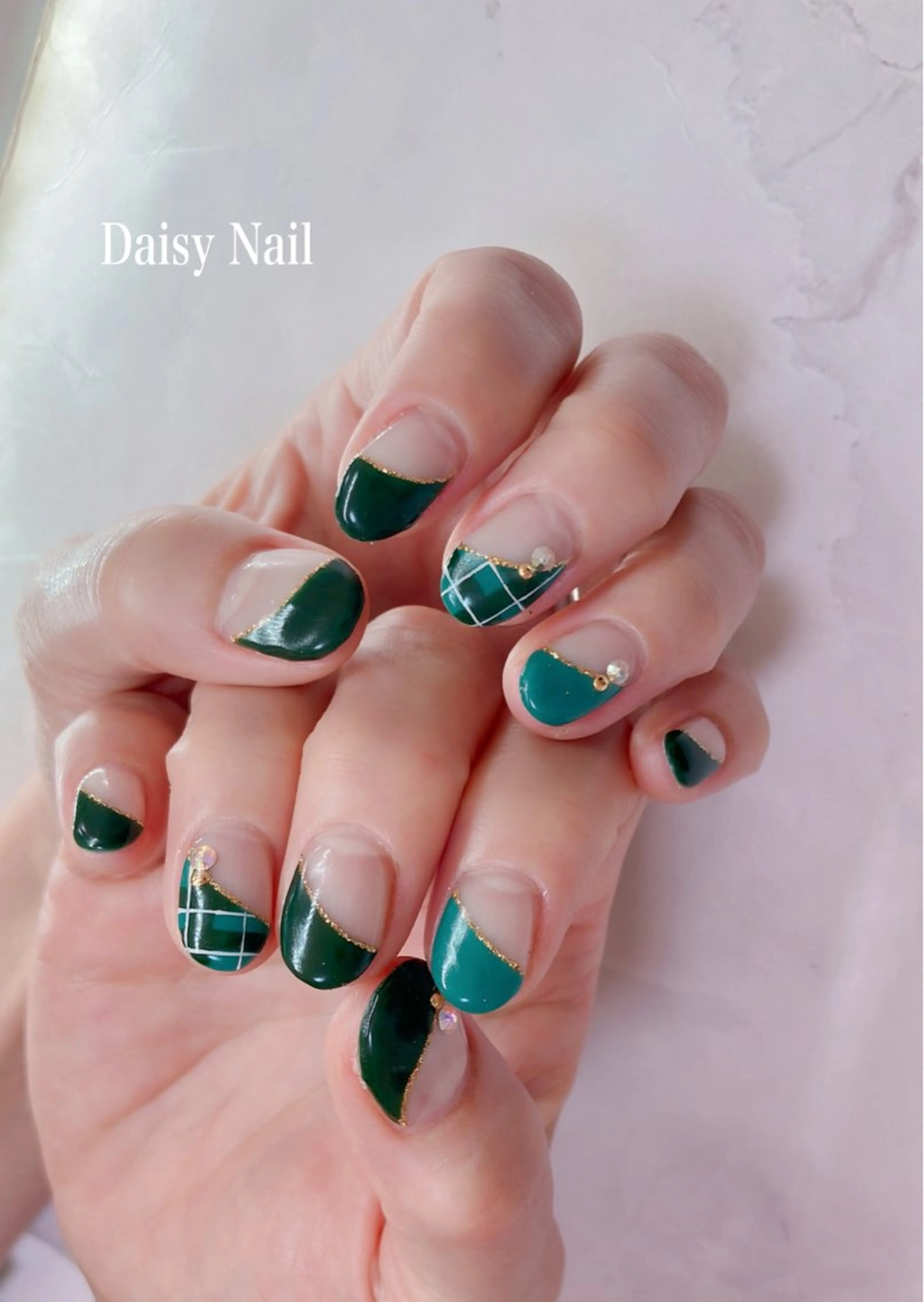 ネイル ハンドネイル Daisy Nail所属・Daisy Nailのネイルデザイン