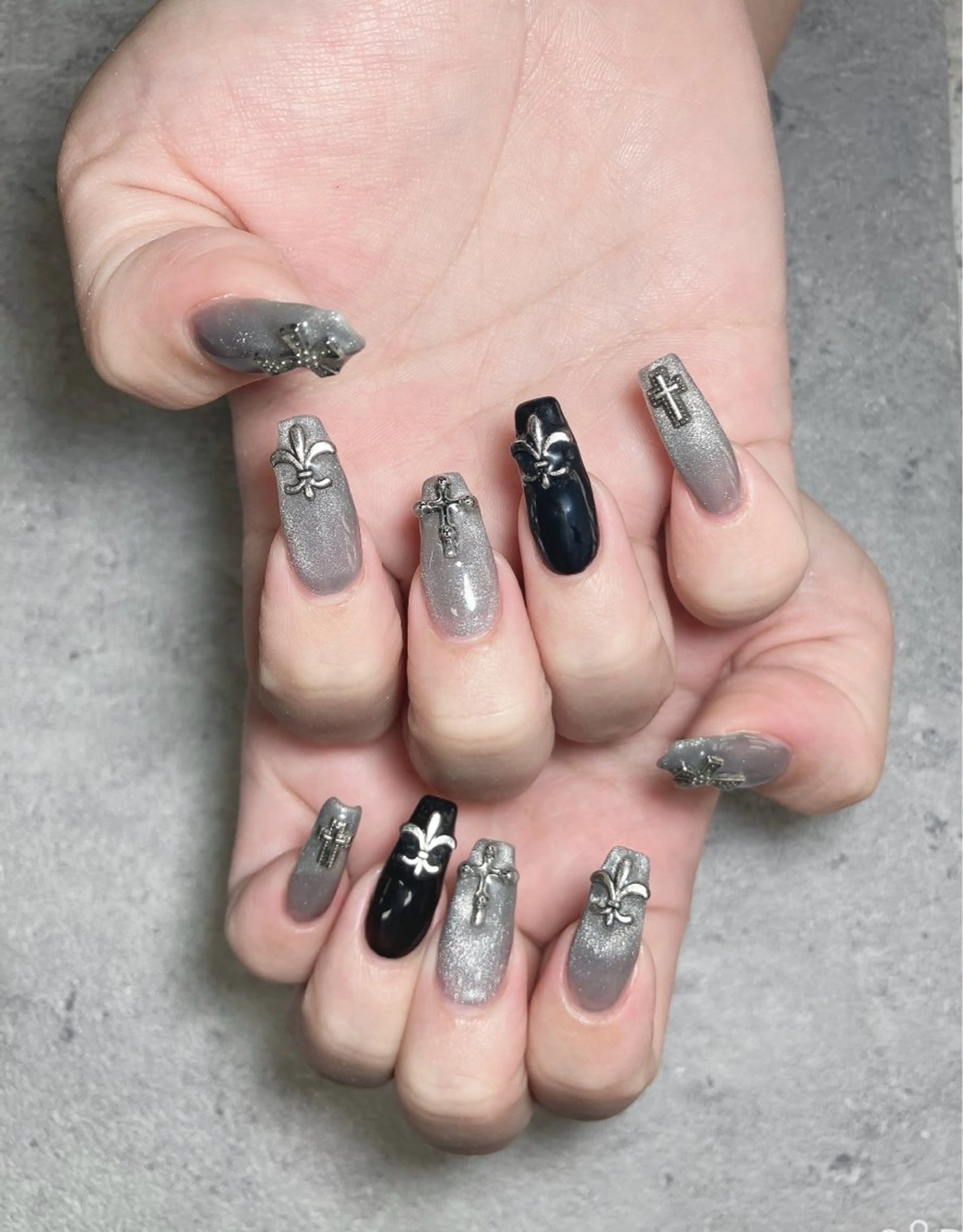 ネイル ハンドネイル Liennail 持込デザインやり放題のネイルデザイン