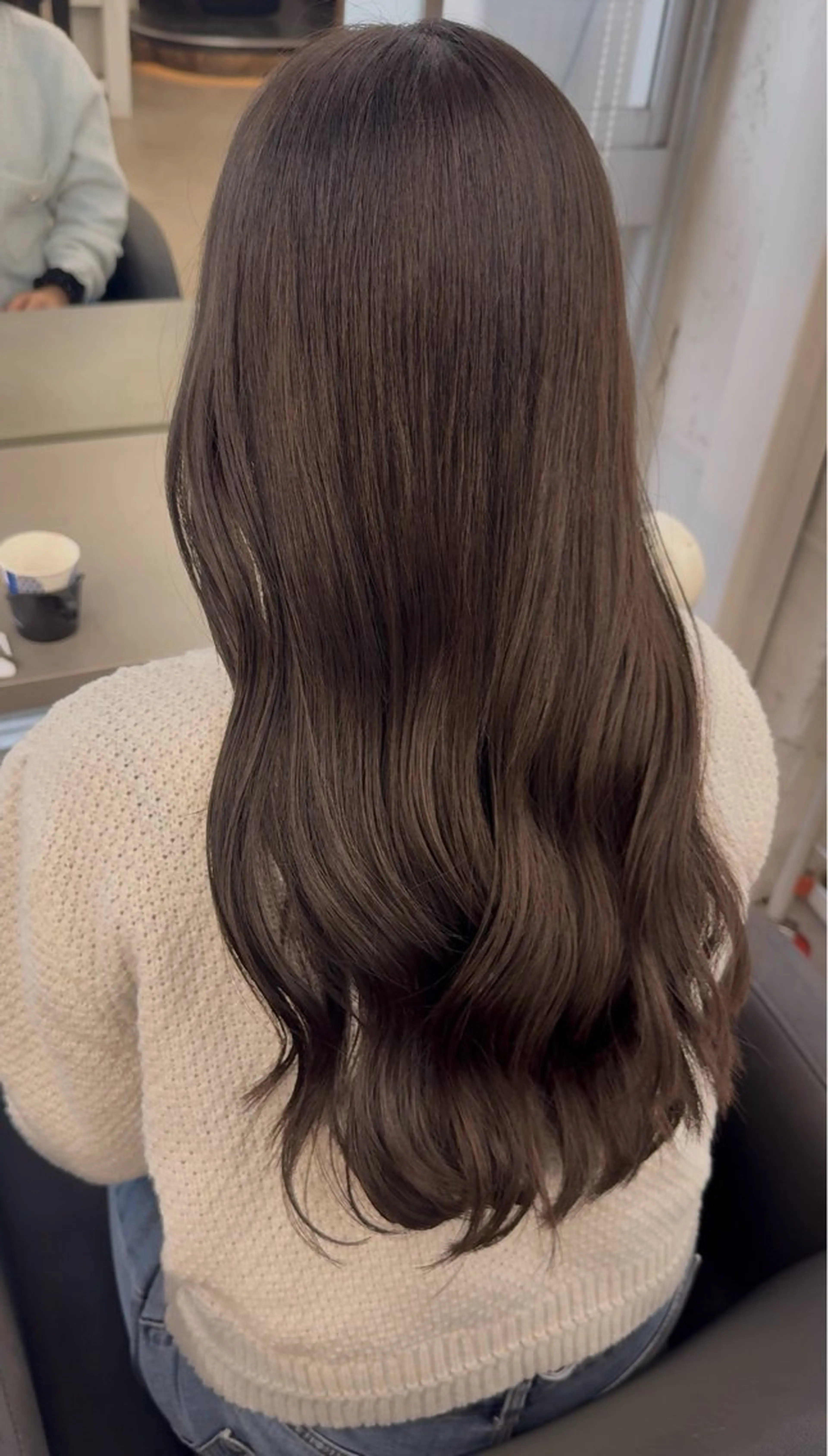 ロング カラー カット ヘアカラー ひろせ ちかなのヘアスタイル