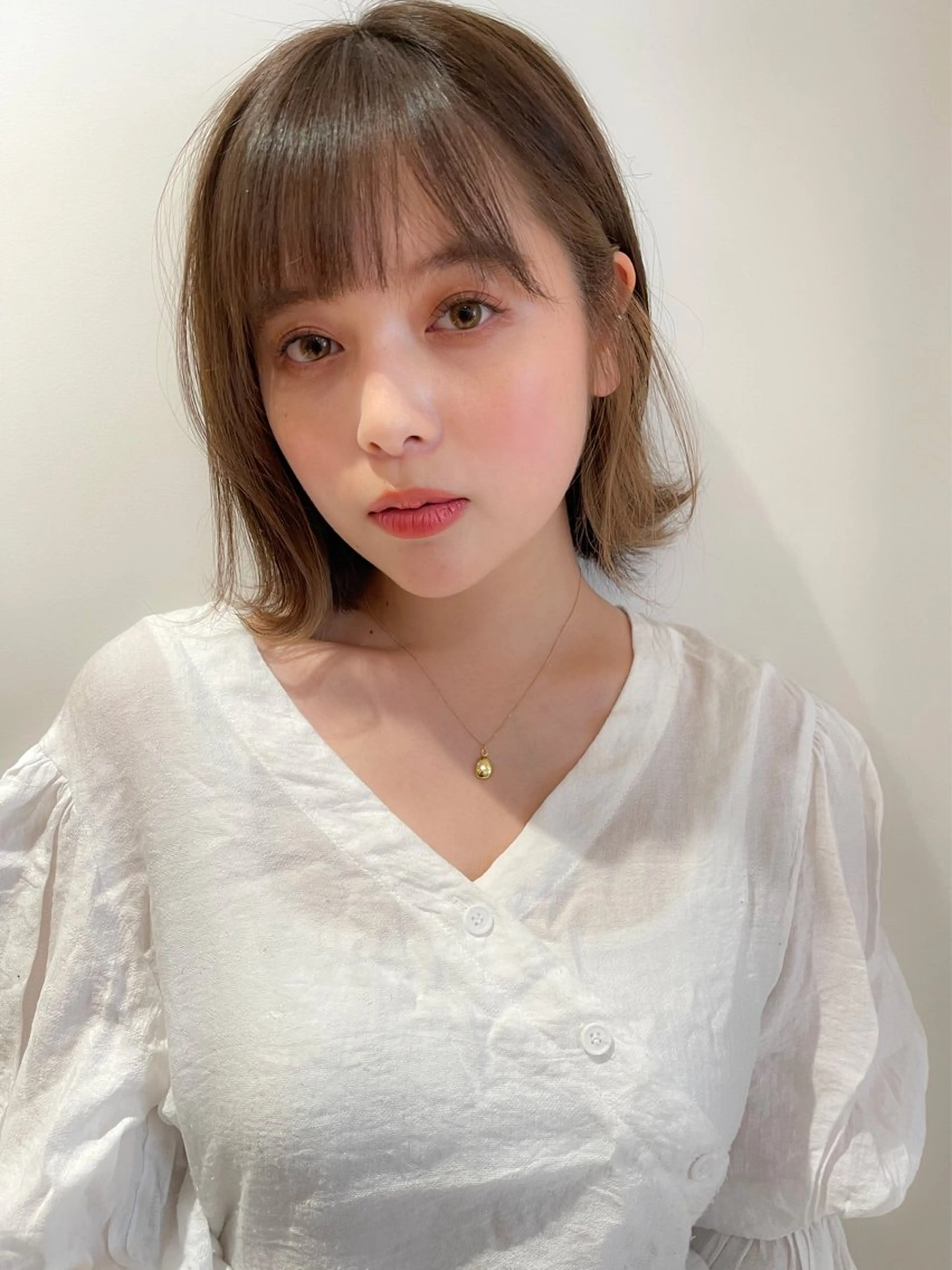 ショート カラー パーマ ヘアアレンジ イヤリングカラー インナーカラー ボブ 外ハネヘア カット ヘアカラー トリートメント VIVIE【ヴィヴィ】所属・髪質改善/韓国風 レイヤー/田村祐樹のヘアスタイル