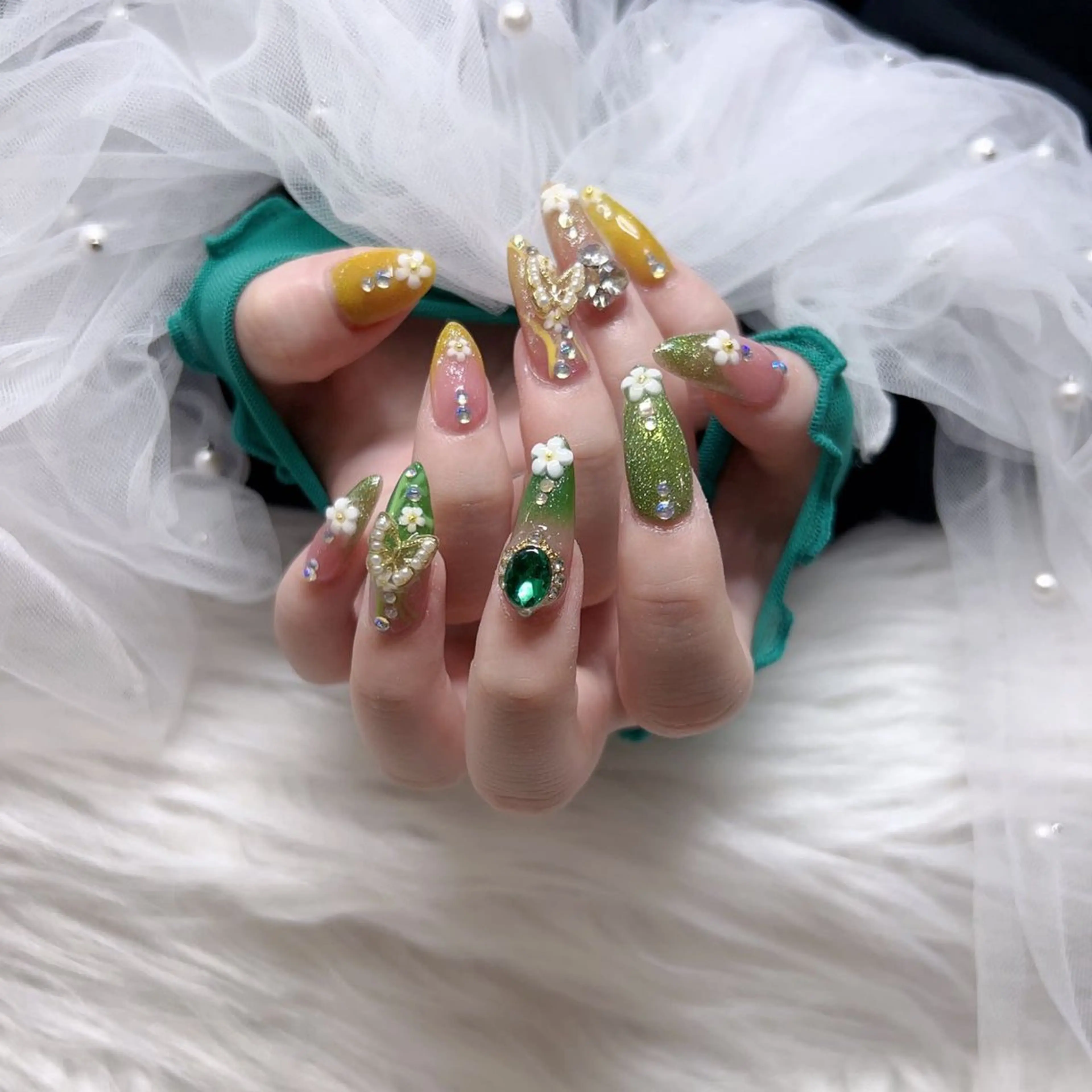 ネイル ハンドネイル ハンドケア COCO ネイルのネイルデザイン