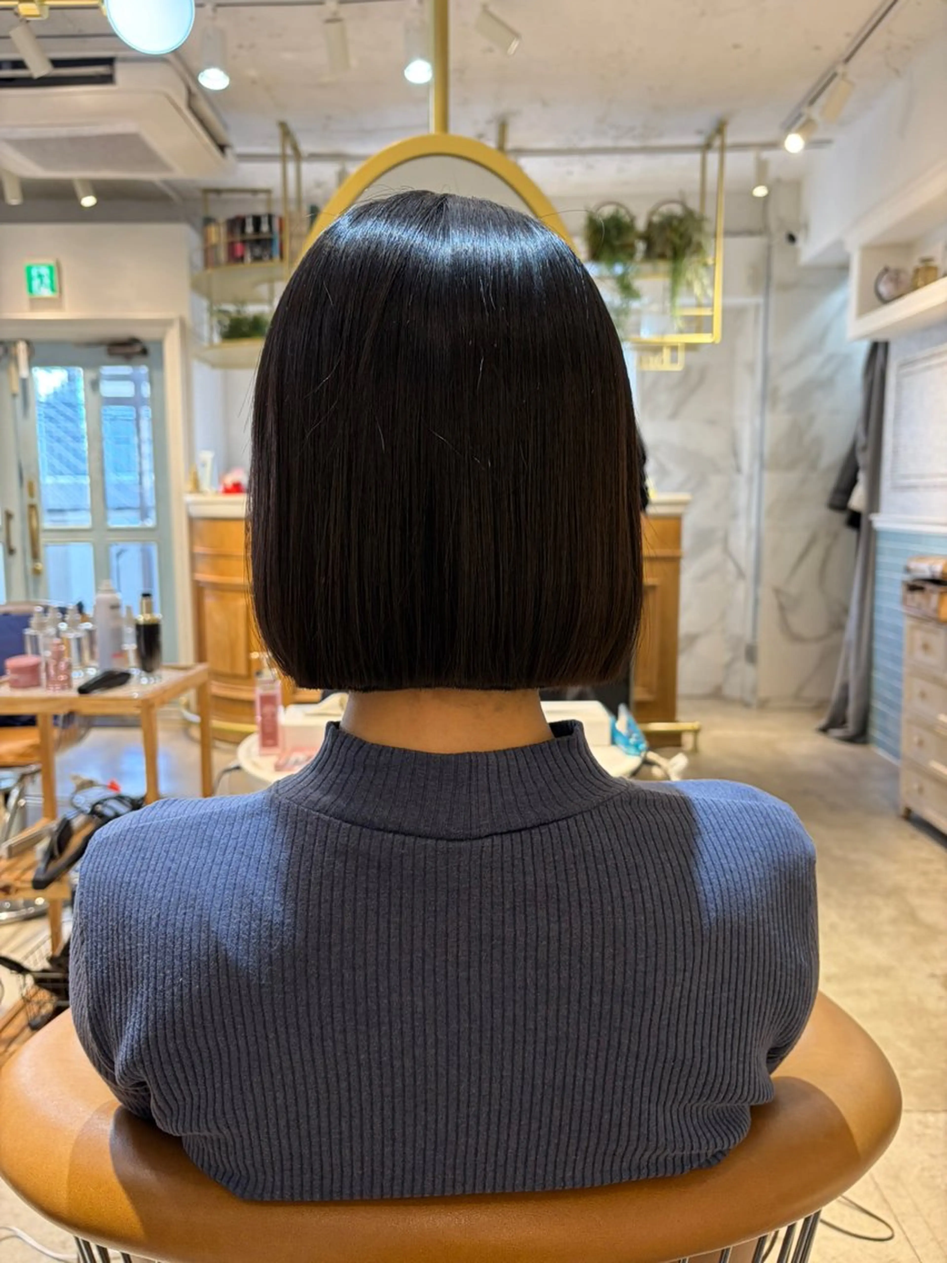 ミディアム ボブ 韓国風ヘア カット ヘアカラー トリートメント ヘアセット 髪質改善/ボブ /韓国/erikoのヘアスタイル